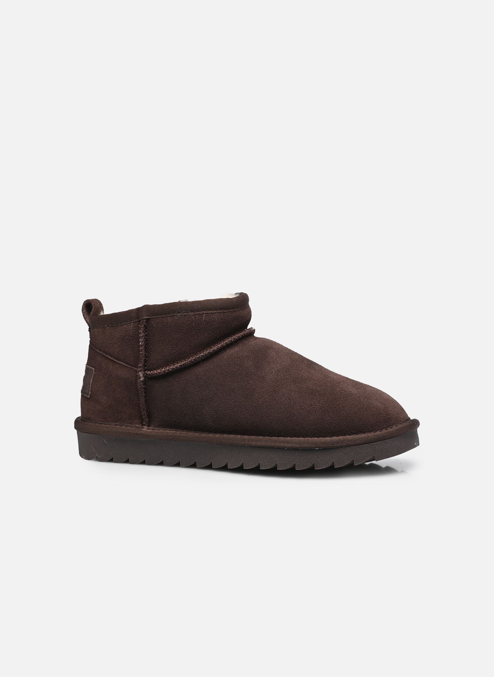 Bottines fourrées Short sheepskin boot in suede femme marron Colors of California Bottines fourrées Short sheepskin boot in suede femme marron MOKA