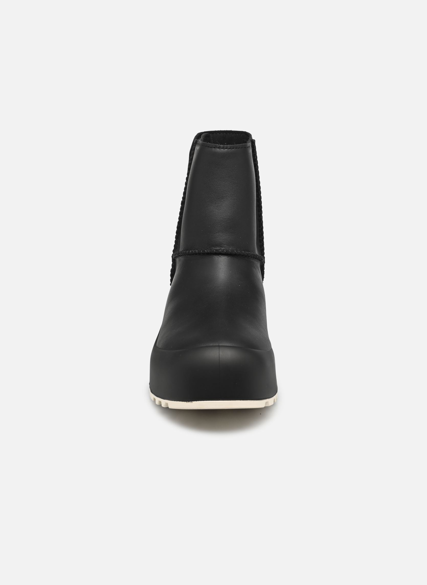 Bottines fourrées W Classic StreetScape LTHR femme noir UGG Bottines fourrées W Classic StreetScape LTHR femme noir BLACK / JASMINE