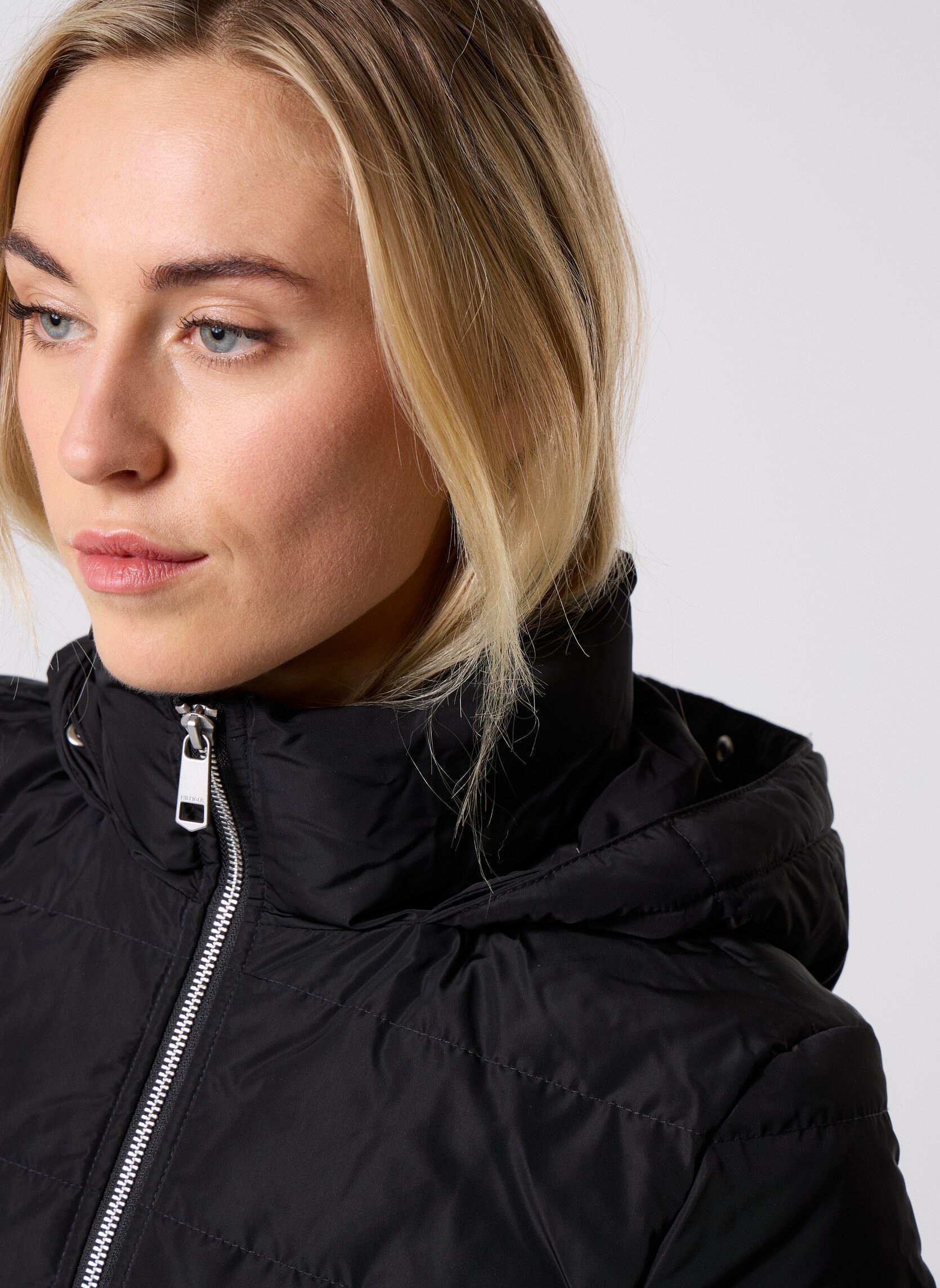 Gewatteerde jassen Mw Down Slim Coat Wi WW0WW47540 dames zwart Tommy Hilfiger Gewatteerde jassen Mw Down Slim Coat Wi WW0WW47540 dames zwart BLACK