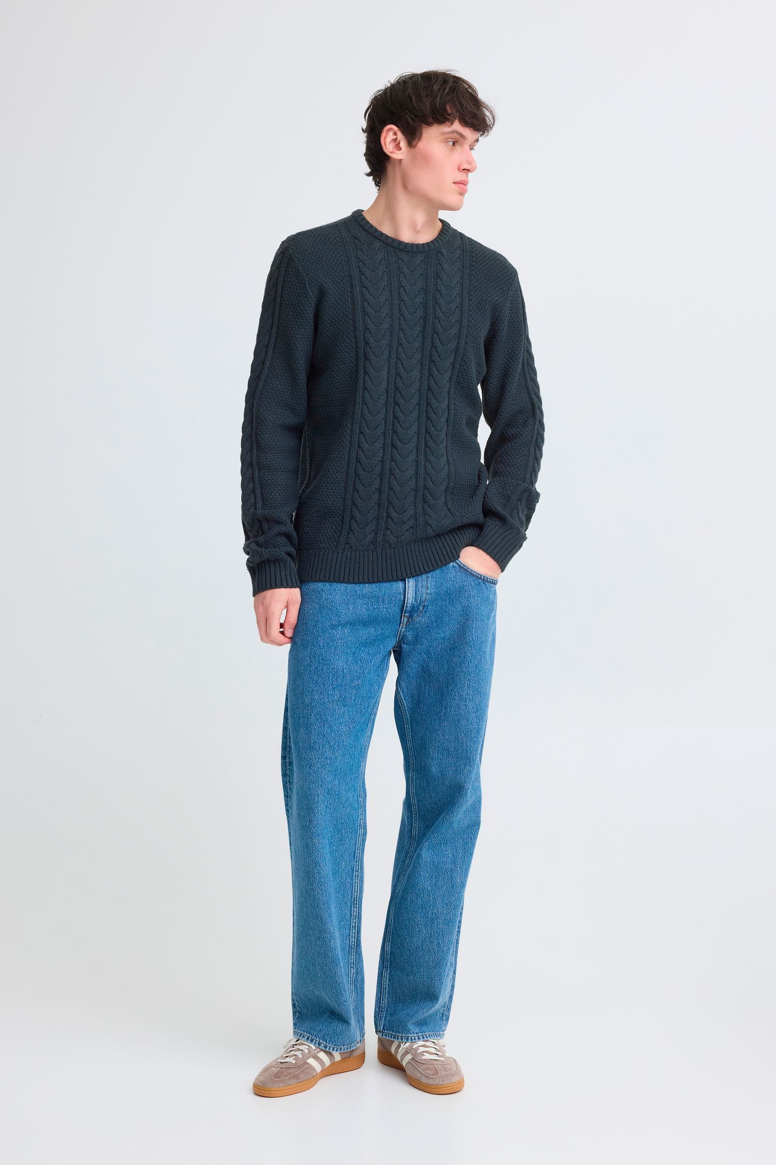 Pulls Bhbasim Crew homme noir Blend Pulls Bhbasim Crew homme noir SALUTE MELANGE