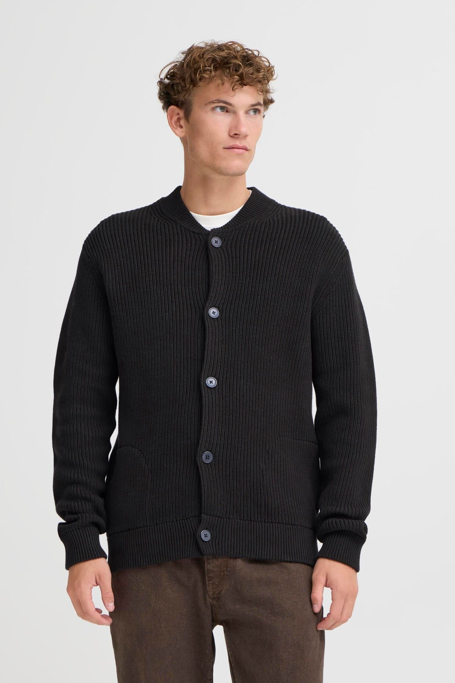 Gilets Cfrodhe Baseball Knit Cardigan homme noir Casual Friday Gilets Cfrodhe Baseball Knit Cardigan homme noir BLACK BEAUTY
