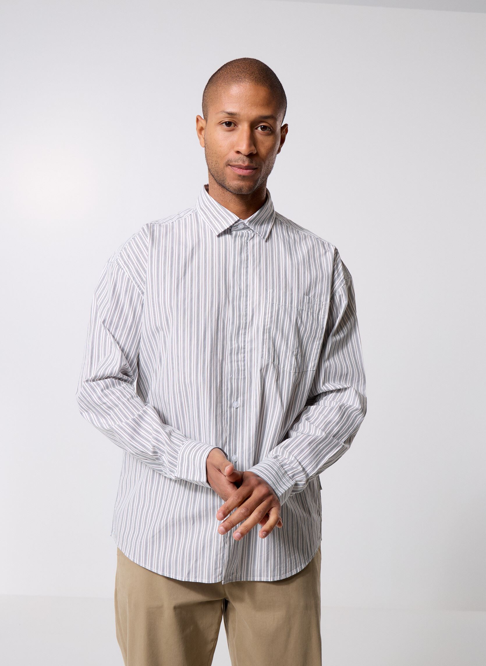 Chemises Cfknud Thin Striped Shirt homme noir Casual Friday Chemises Cfknud Thin Striped Shirt homme noir BLACK IRIS