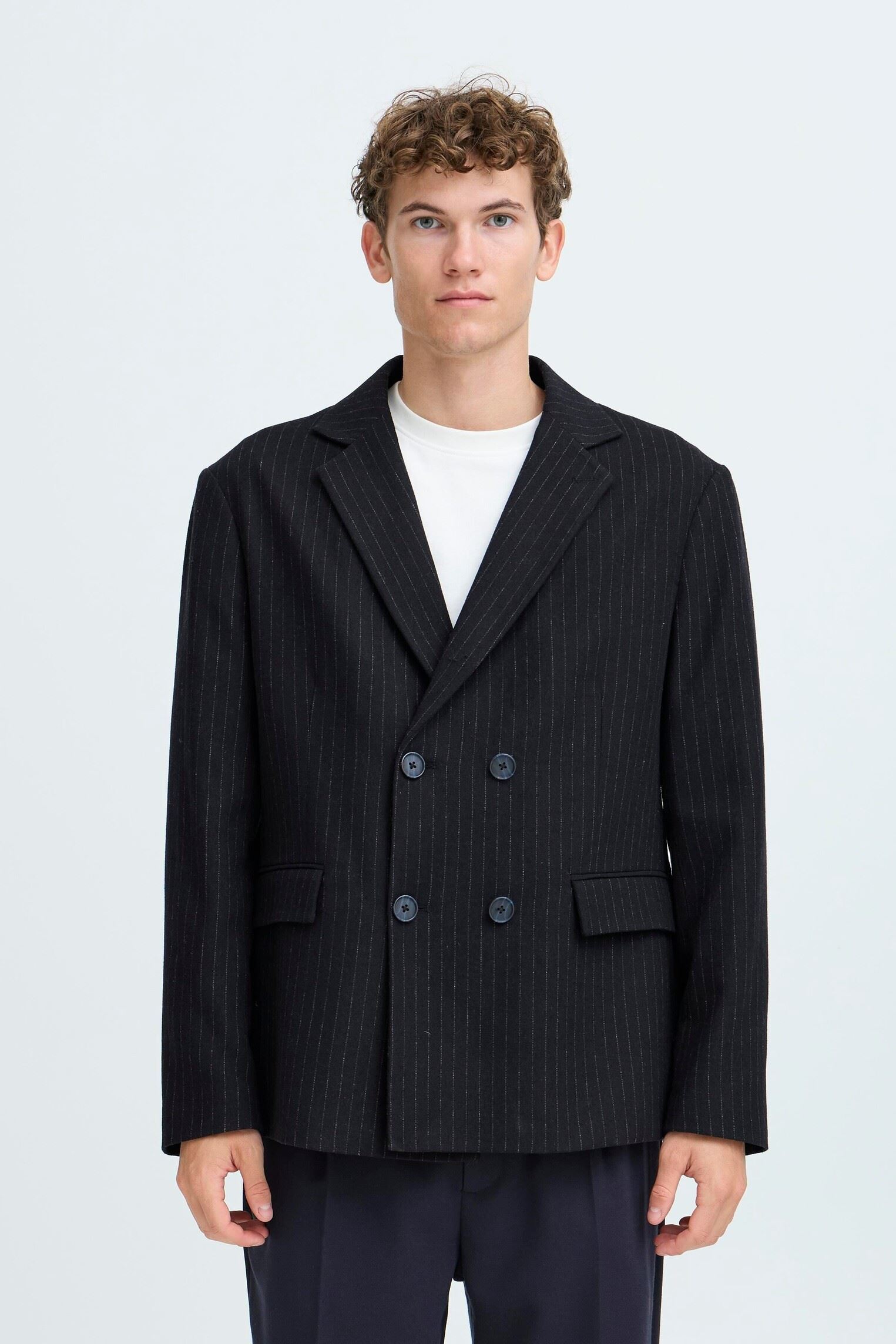 Vestes de costume Cfalby 0240 Pinstriped Blazer homme bleu Casual Friday Vestes de costume Cfalby 0240 Pinstriped Blazer homme bleu DARK NAVY