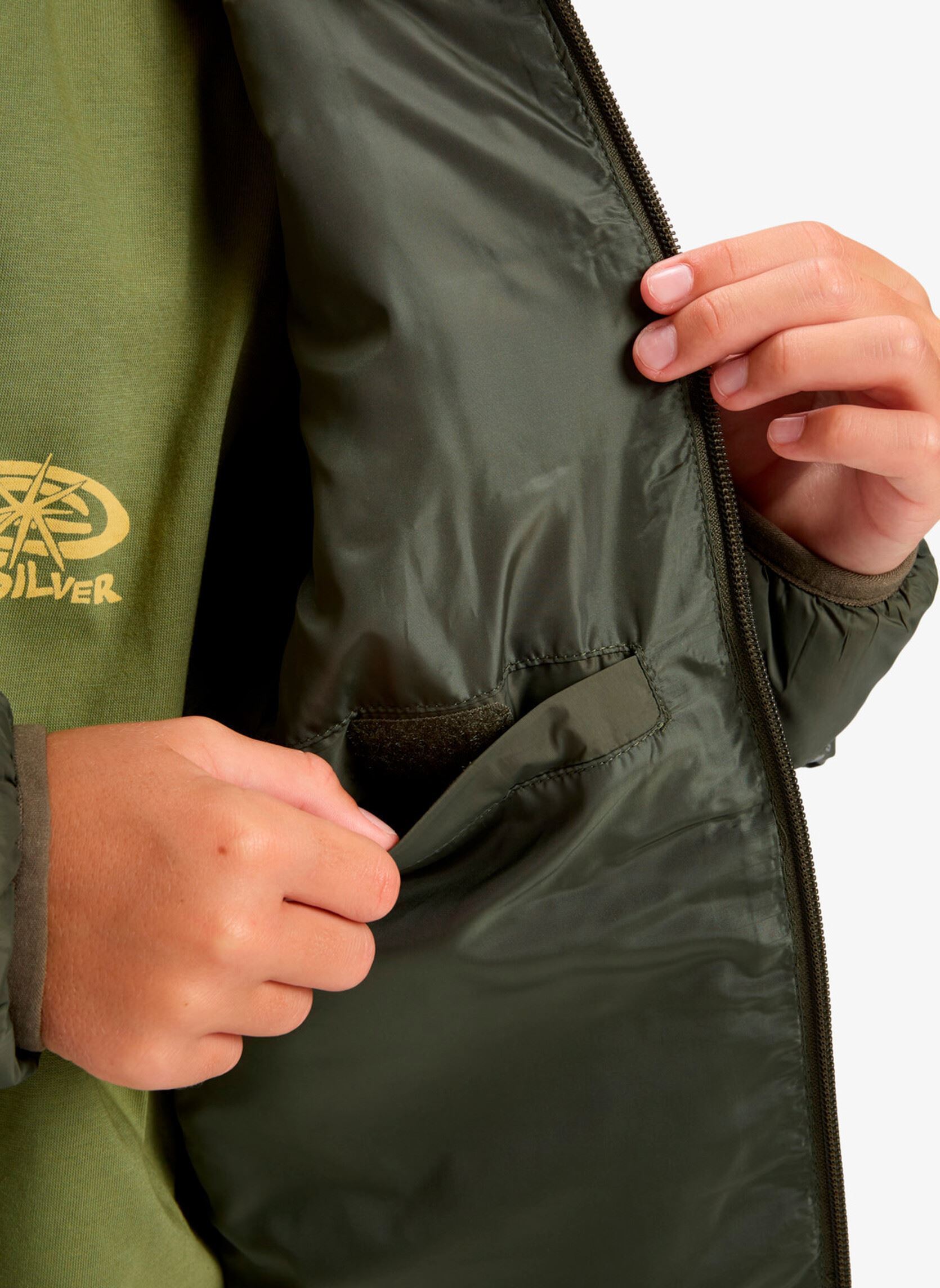 Doudounes Scaly Youth EQBJK03340-CRE0 garçon vert Quiksilver Doudounes Scaly Youth EQBJK03340-CRE0 garçon vert GRAPE LEAF