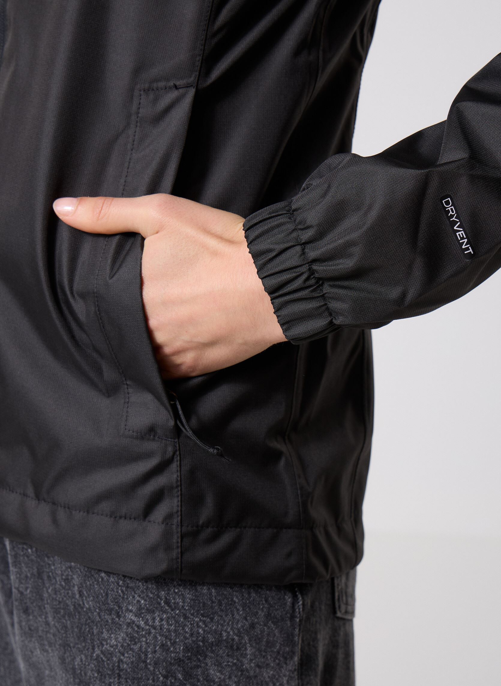 Vestes imperméable W Quest Jacket - Eu femme noir The North Face Vestes imperméable W Quest Jacket - Eu femme noir TNF BLACK/FOIL GREY