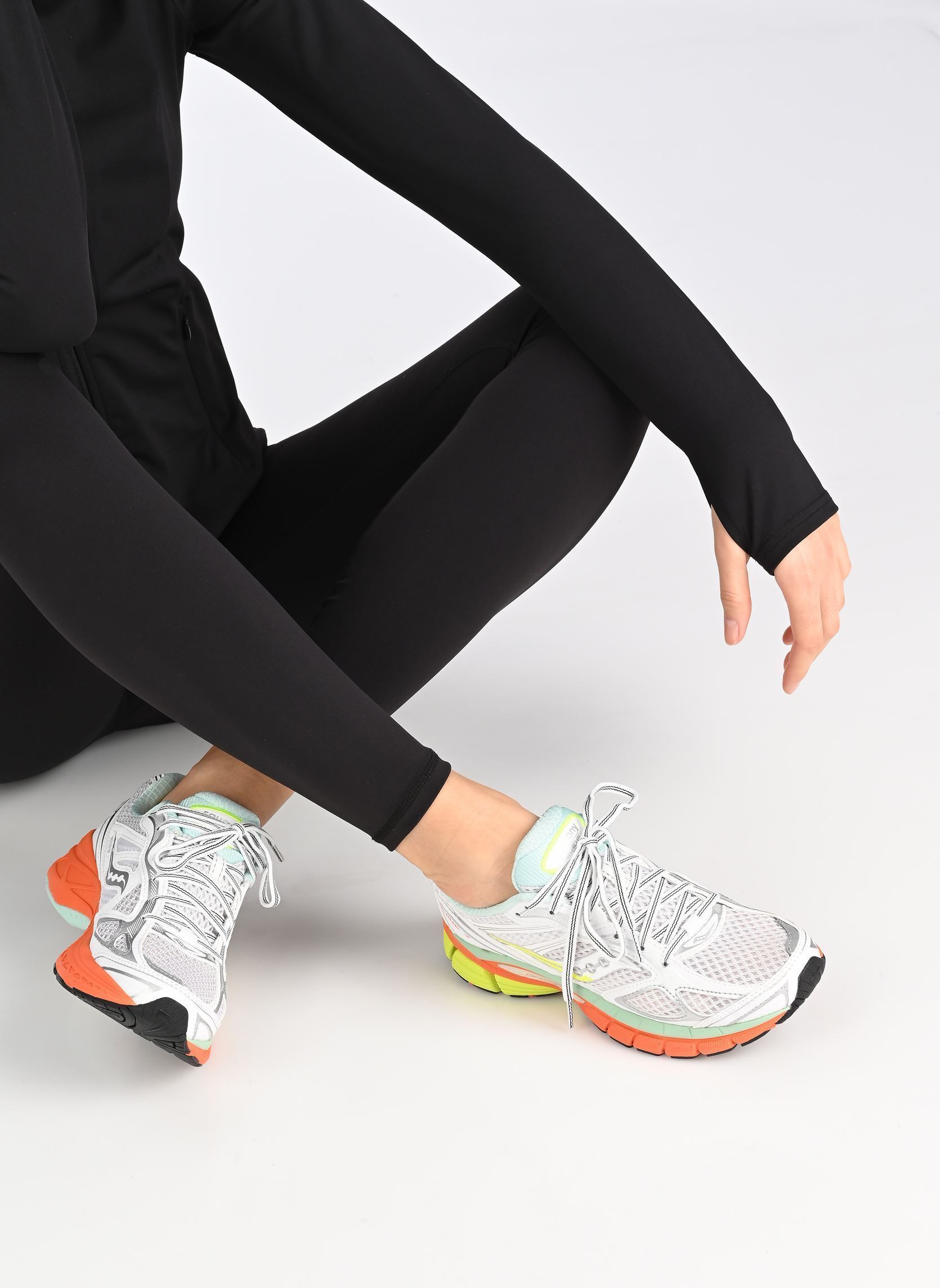 Sport Sneakers Progrid Guide 7 dames wit Saucony Sport Sneakers Progrid Guide 7 dames wit WHITE/MULTI