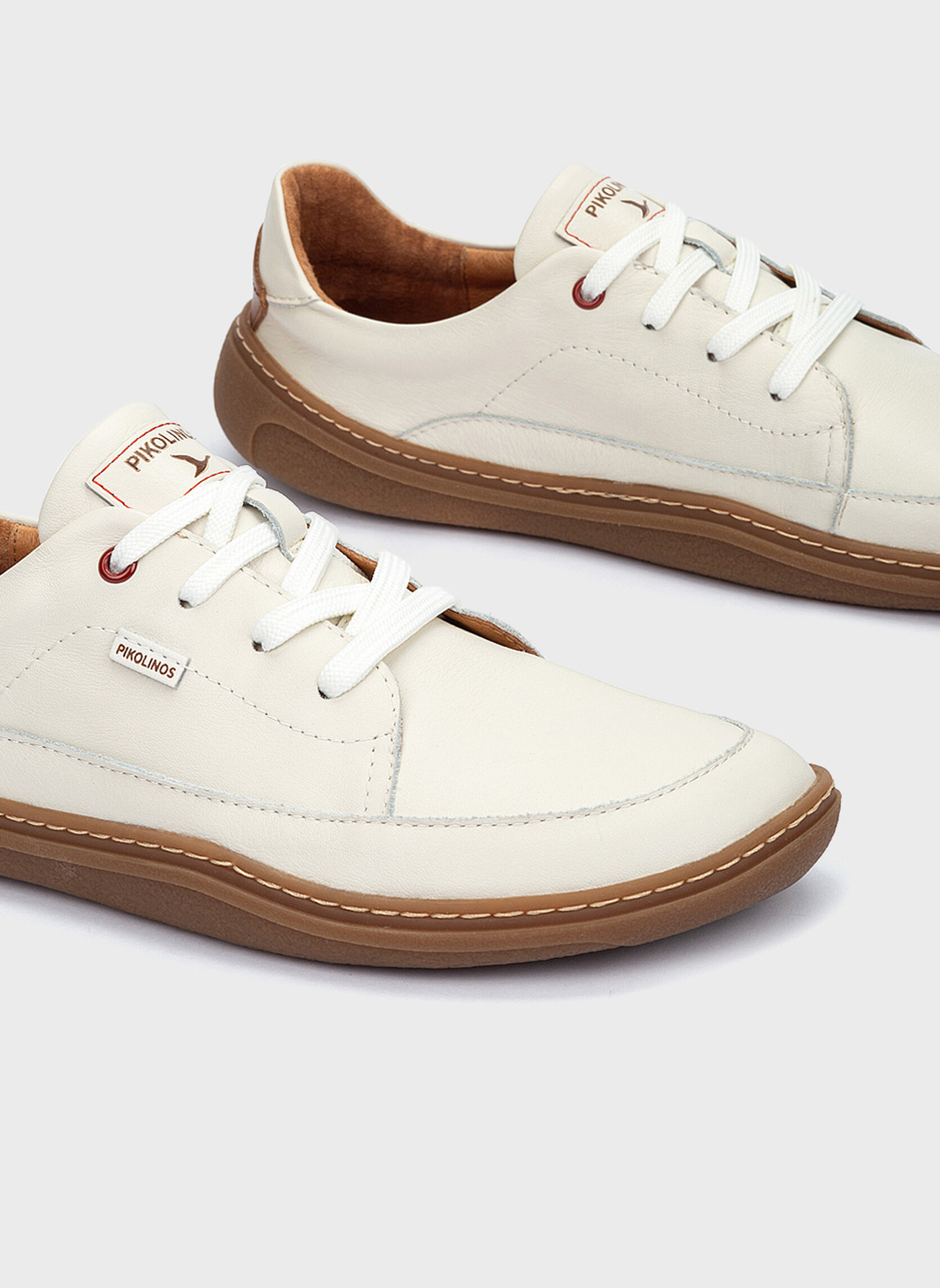 Derbies ARANJUEZ homme blanc Pikolinos Derbies ARANJUEZ homme blanc Blanc
