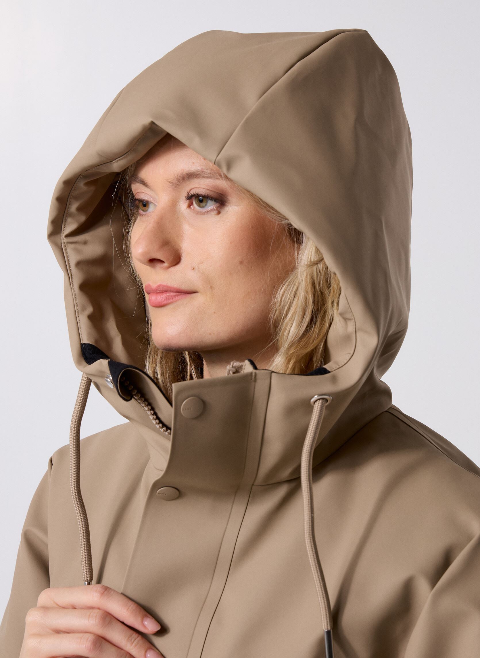 Vestes imperméable Nome String W Parka W3T3 femme beige Rains Vestes imperméable Nome String W Parka W3T3 femme beige BEIGE