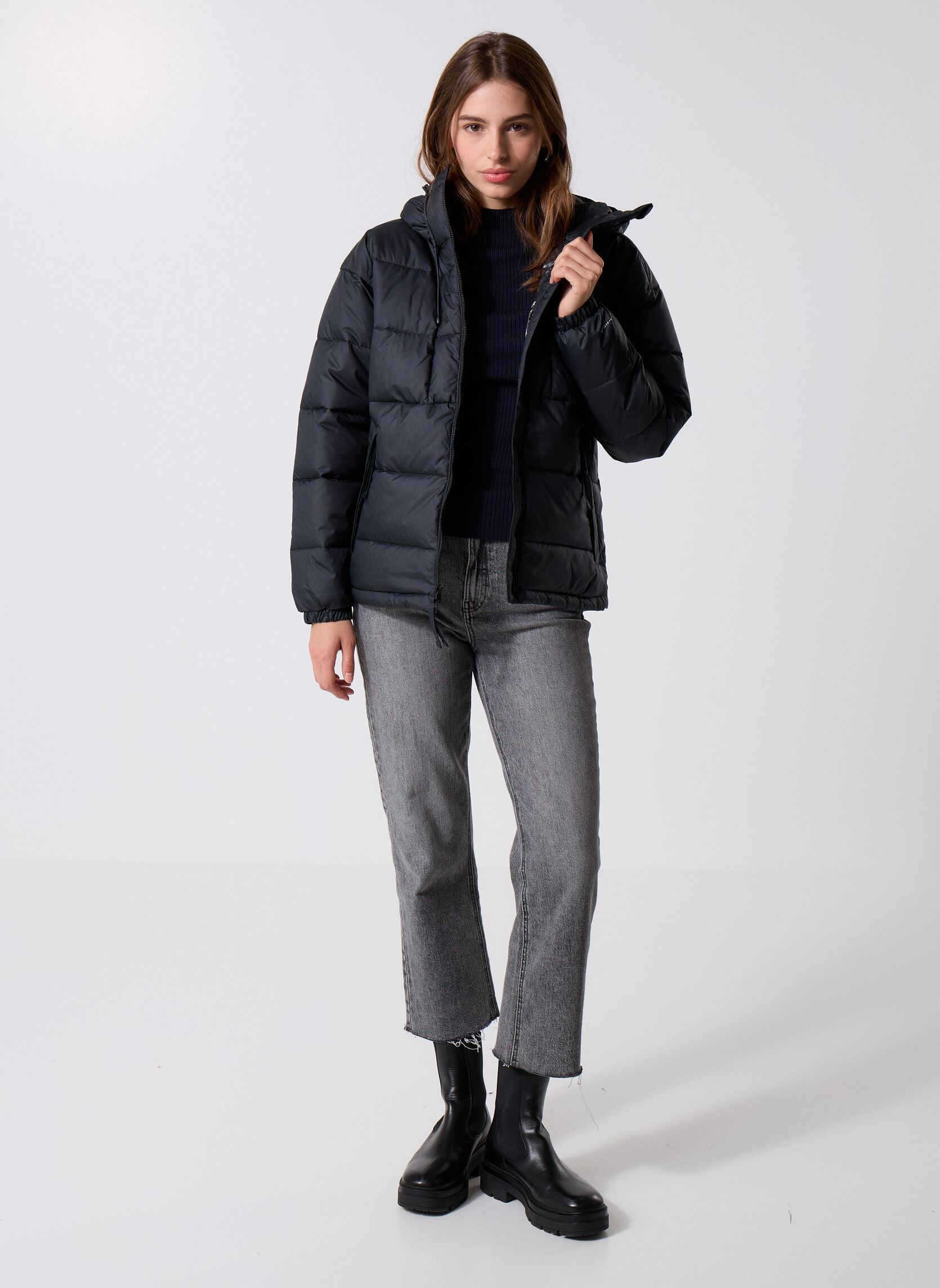 Gewatteerde jassen Pike Lake III Hooded Jacket dames zwart Columbia Gewatteerde jassen Pike Lake III Hooded Jacket dames zwart BLACK