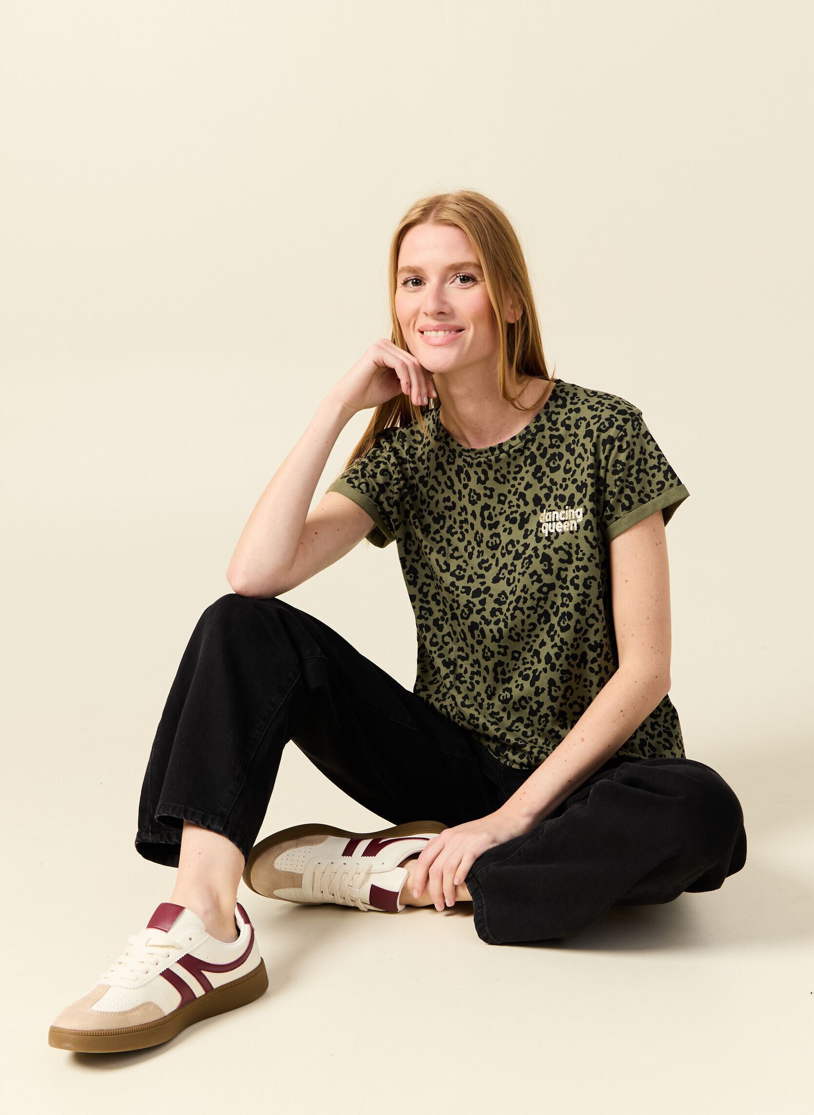 Tee-shirts manches courtes LEOCOUF femme vert Bonobo Tee-shirts manches courtes LEOCOUF femme vert ANI-BIMILEO-GR