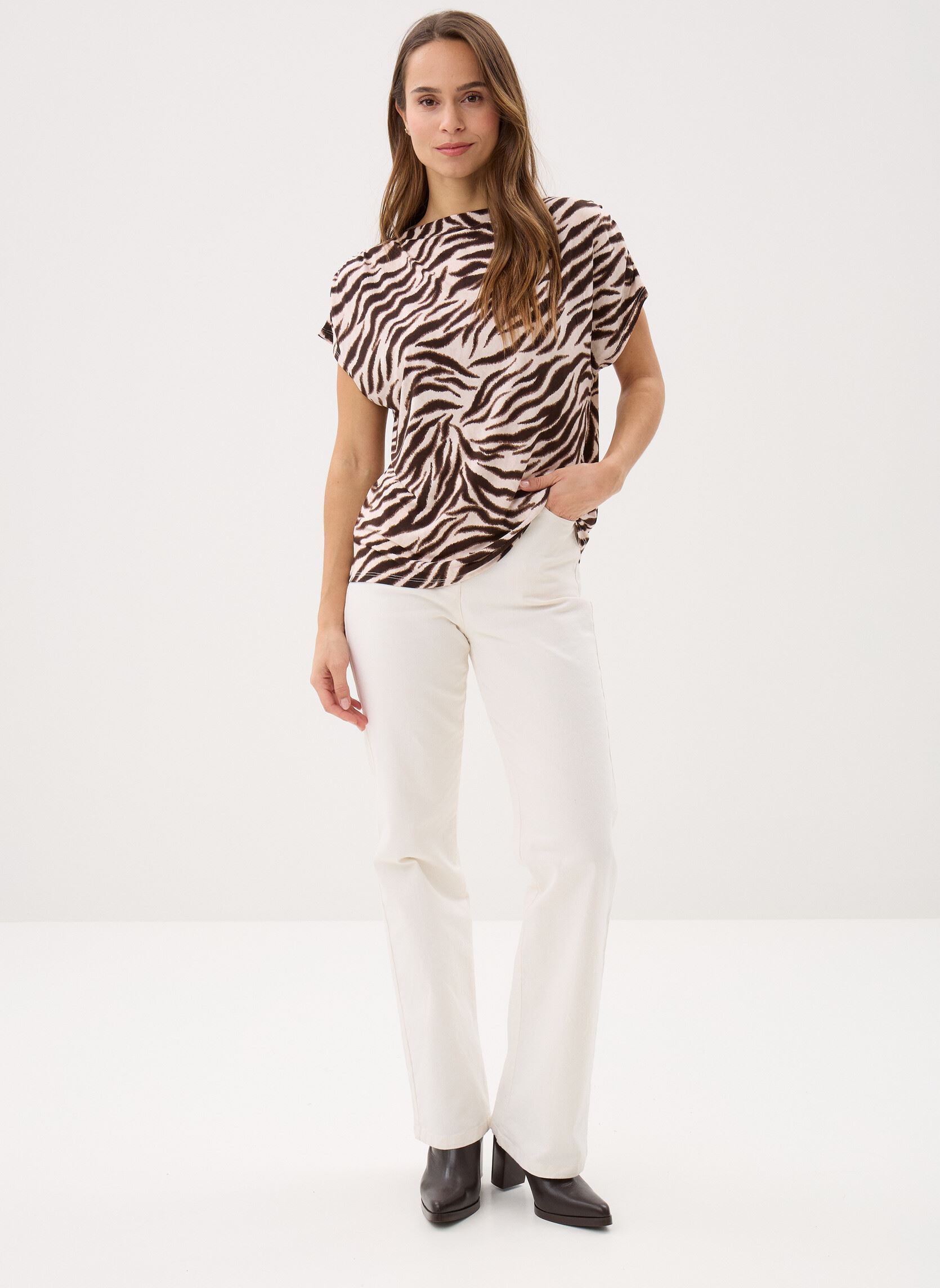 Tee-shirts manches courtes TPLISSE femme beige MADE BY Tee-shirts manches courtes TPLISSE femme beige IMP_ZEBRE CHOCO_ECRU