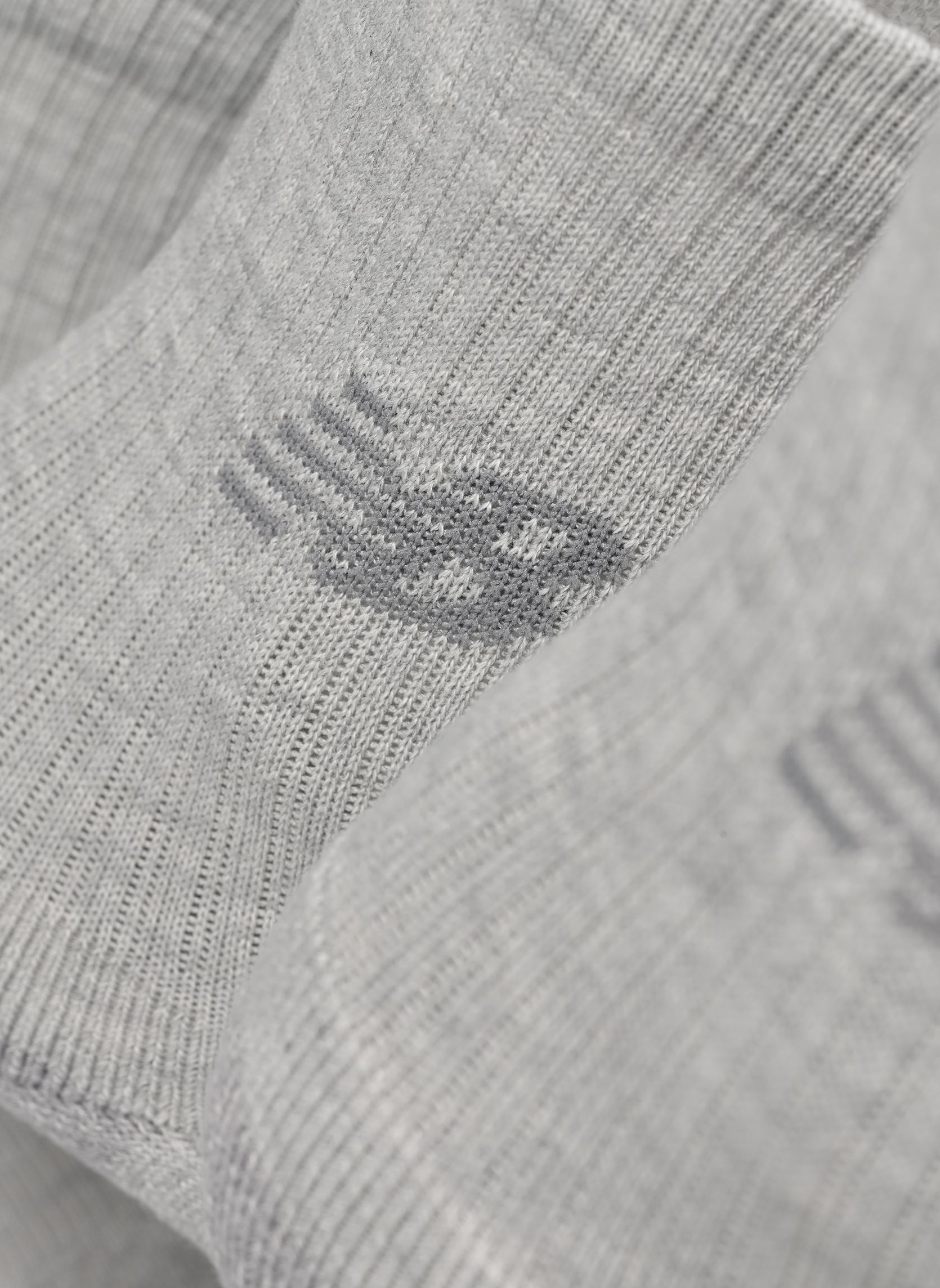 Chaussettes Active Cushion Crew Socks 3 Pack gris New Balance Chaussettes Active Cushion Crew Socks 3 Pack gris GRIS