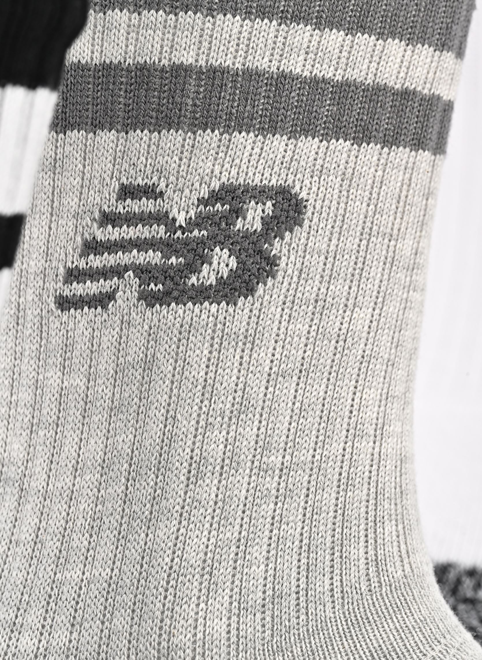 Chaussettes Active Lifestyle Striped Crew Socks 3 Pa multicolore New Balance Chaussettes Active Lifestyle Striped Crew Socks 3 Pa multicolore Assorted Colors