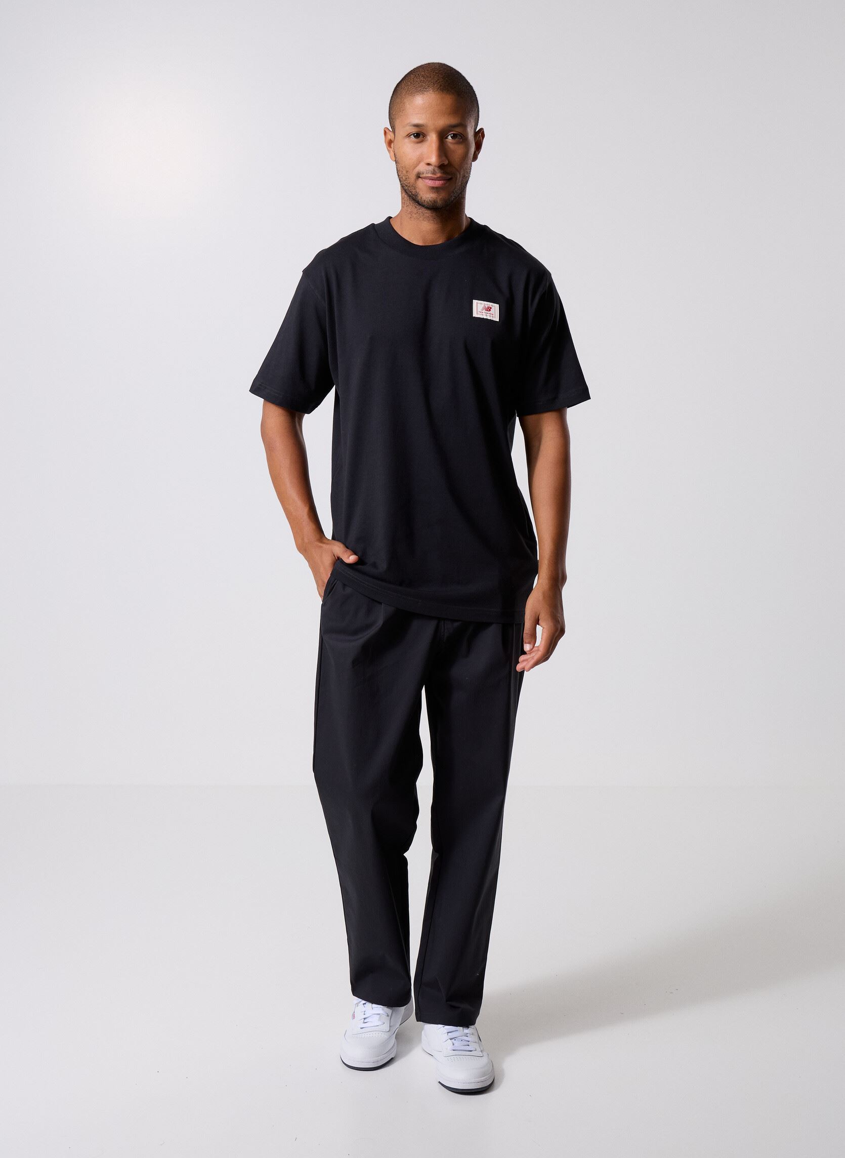 Joggings Athletics Relaxed Trouser homme noir New Balance Joggings Athletics Relaxed Trouser homme noir Black