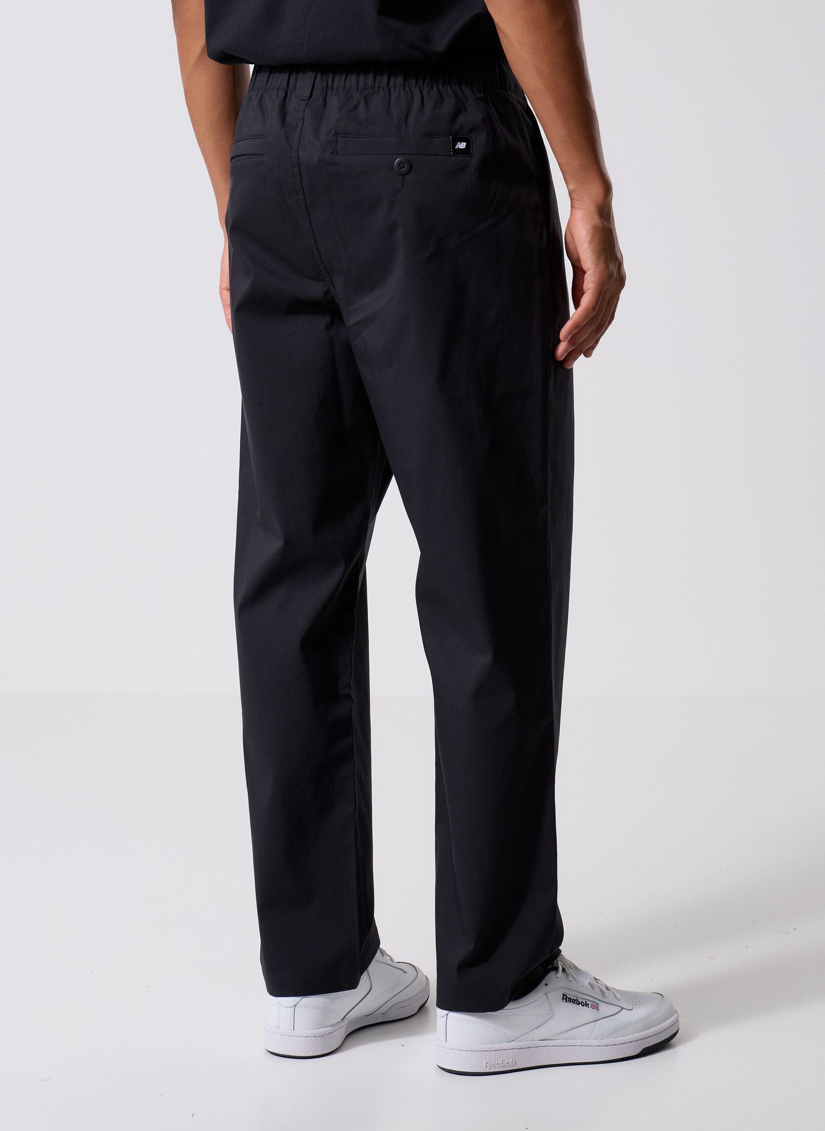 Joggings Athletics Relaxed Trouser homme noir New Balance Joggings Athletics Relaxed Trouser homme noir Black