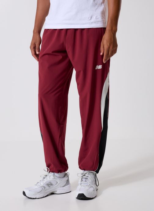 New Balance Joggings In Game Woven Track Pant homme bordeaux