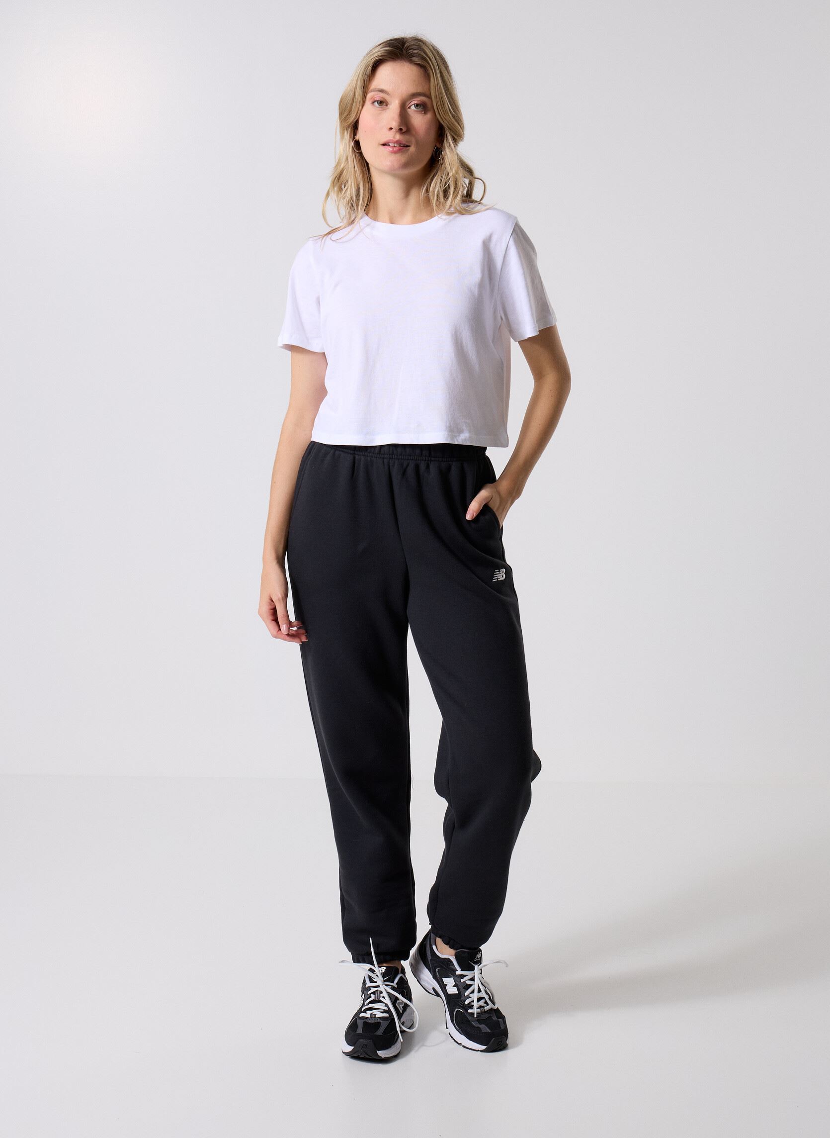 Bas de jogging Sport Essentials Fleece Jogger Women femme noir New Balance Bas de jogging Sport Essentials Fleece Jogger Women femme noir BLACK
