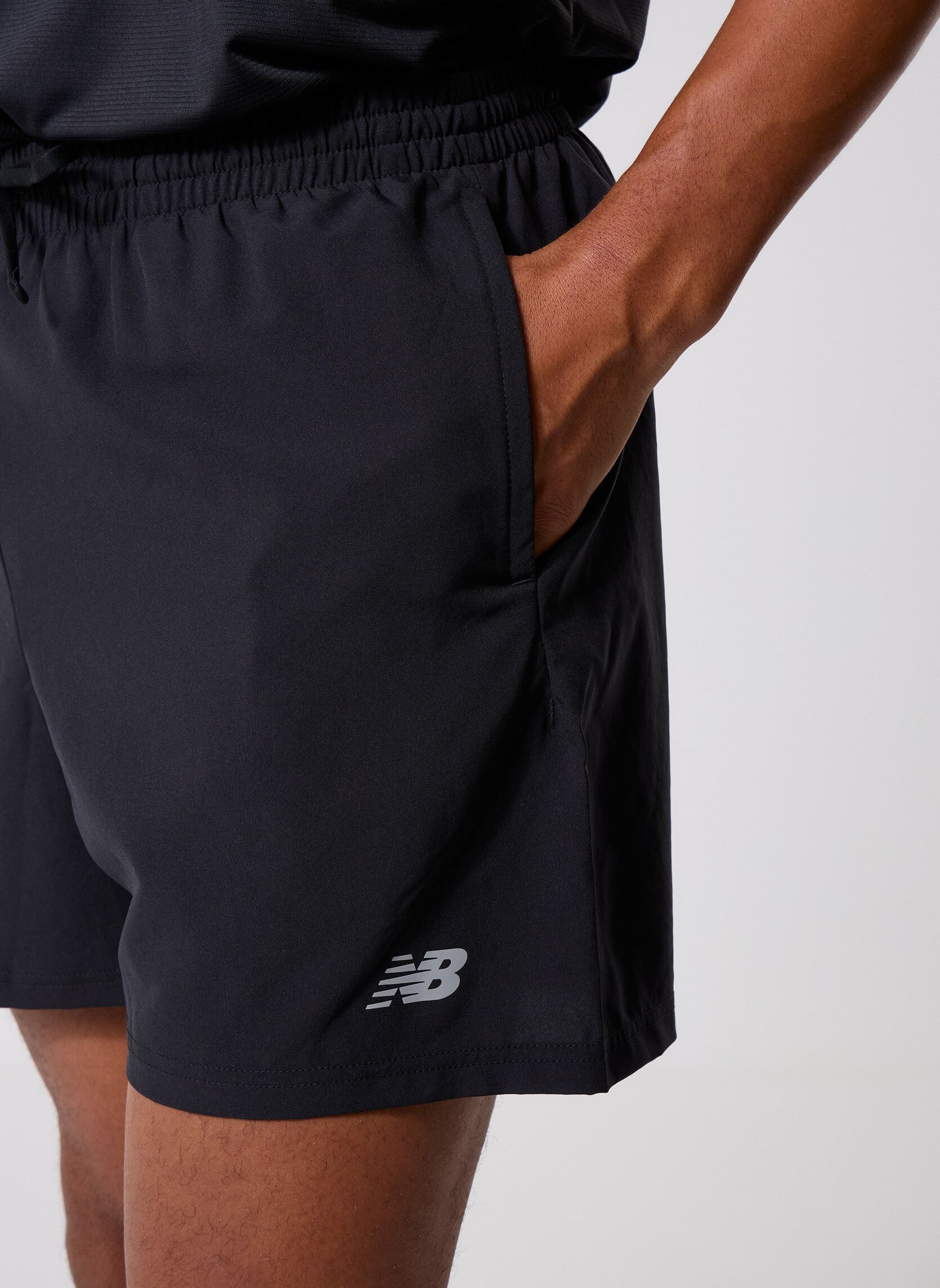 Shorts de sport Sport Essentials Short 5 homme noir New Balance Shorts de sport Sport Essentials Short 5 homme noir Black