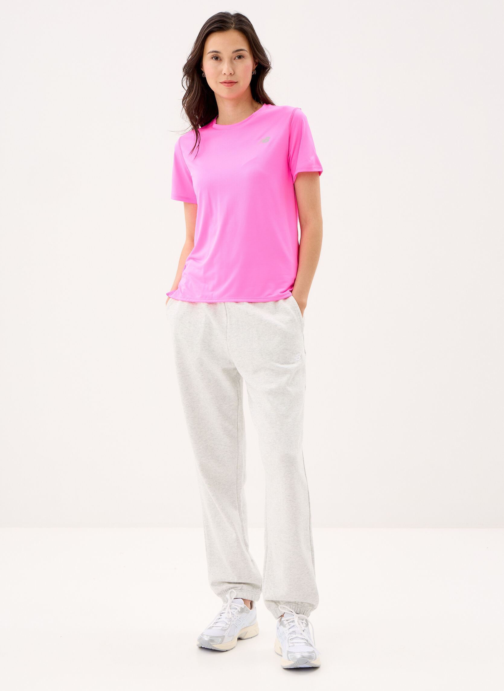 Kurzarm-T-Shirts Sport Essentials T-Shirt Women damen rosa New Balance Kurzarm-T-Shirts Sport Essentials T-Shirt Women damen rosa Pink Heat