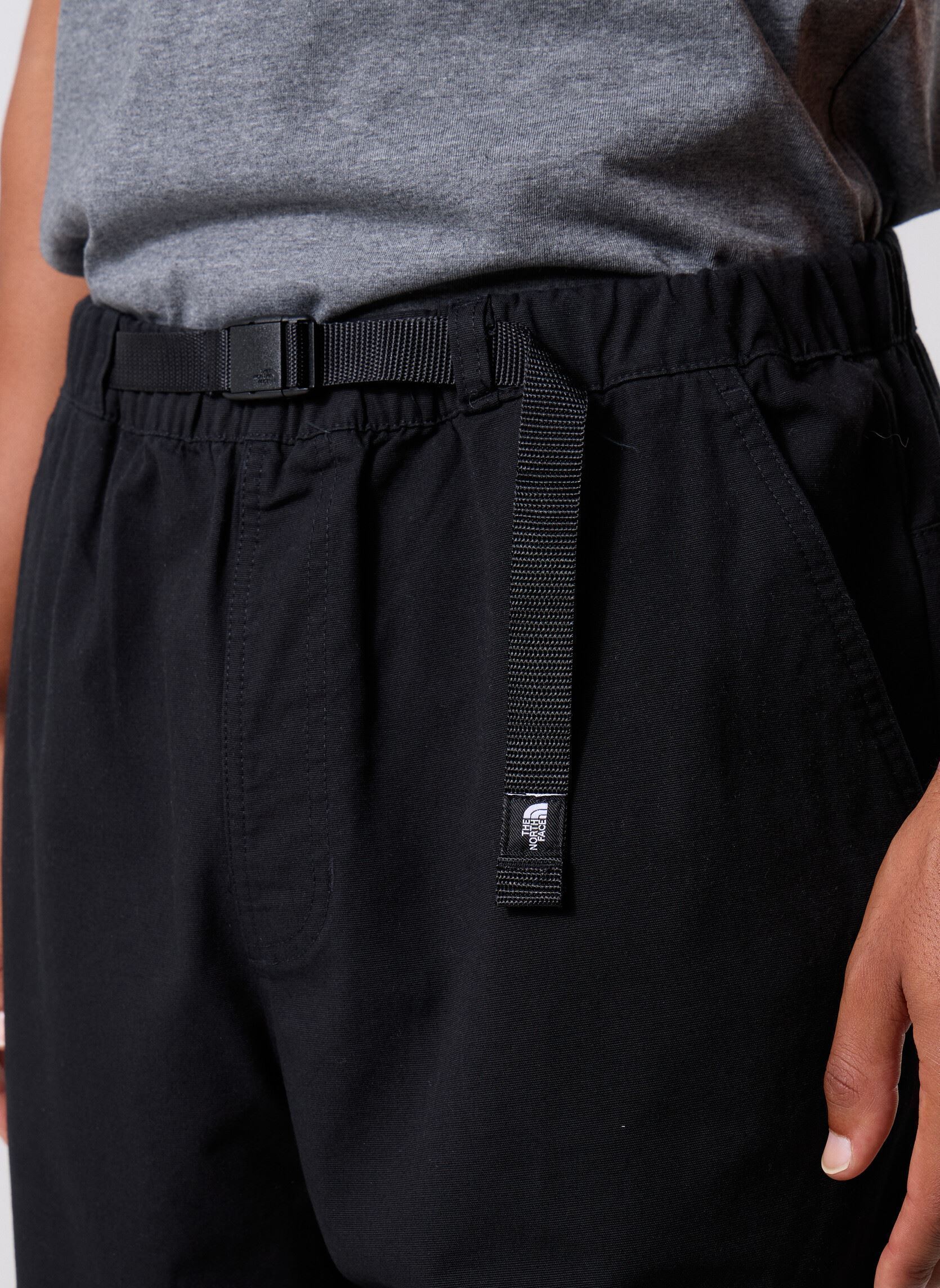 Joggings M Beta Utility Belted Pant homme noir The North Face Joggings M Beta Utility Belted Pant homme noir TNF BLACK