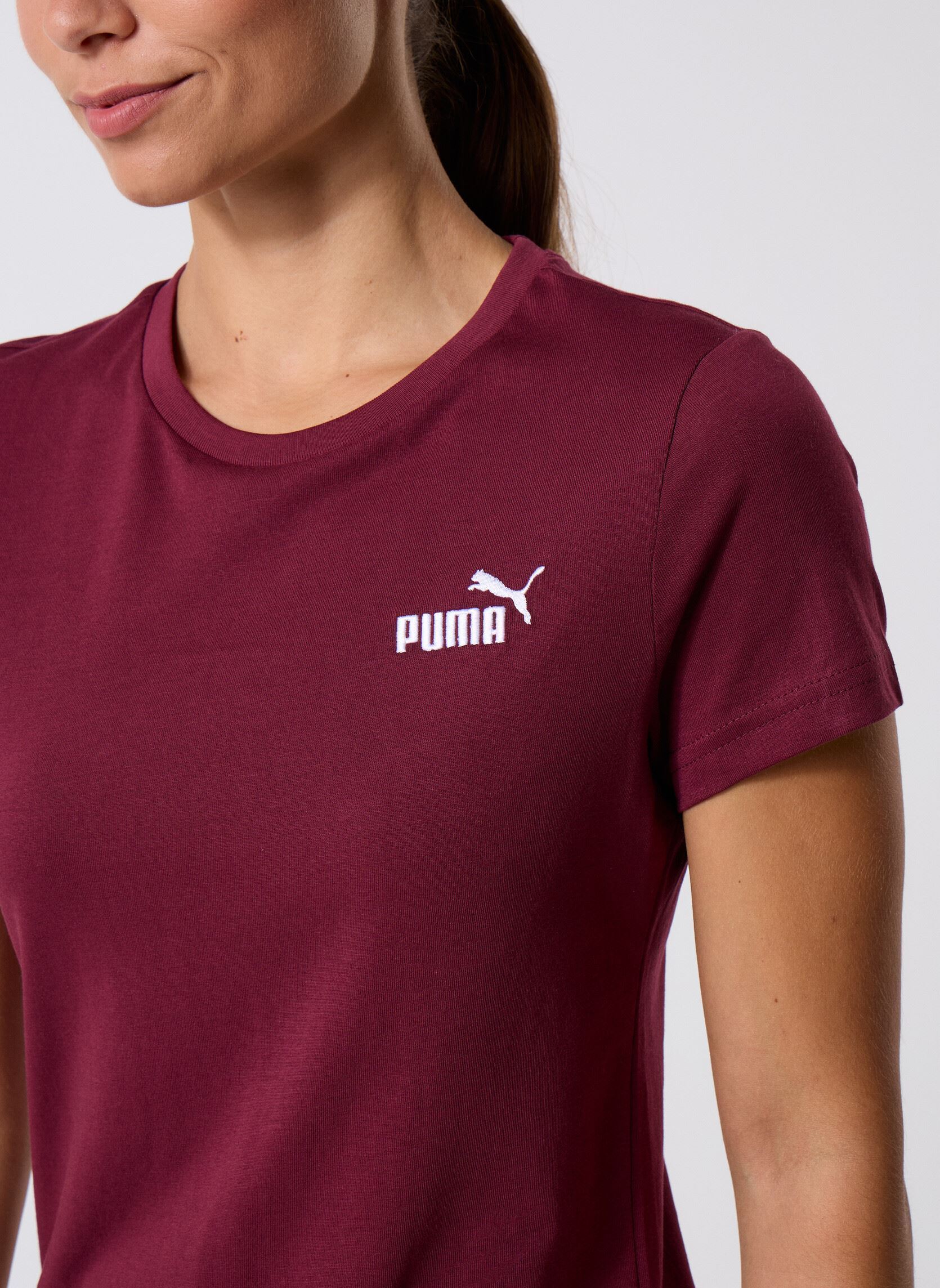 T-shirts met korte mouwen Ess Small No. 1 Logo Tee Women dames bordeaux Puma T-shirts met korte mouwen Ess Small No. 1 Logo Tee Women dames bordeaux RUBY SHIMMER