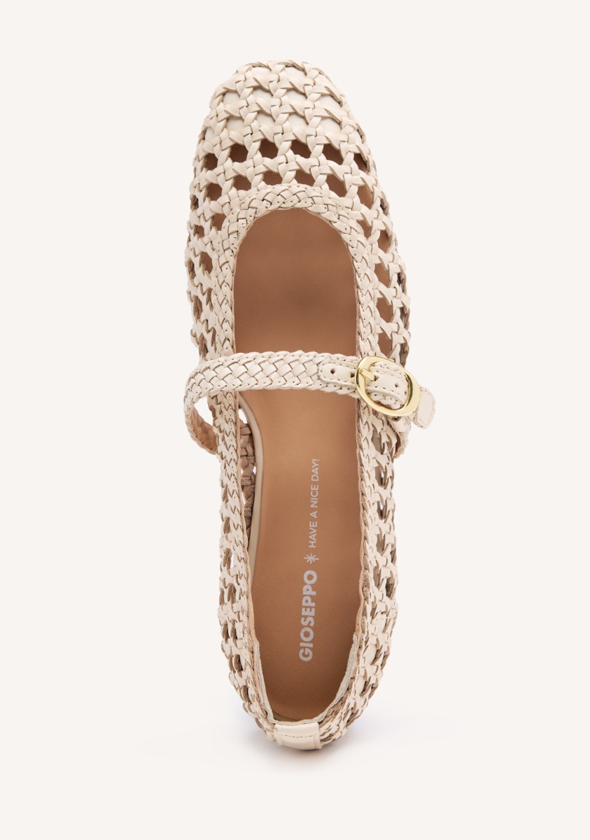 Ballerines classiques Ball&mocc - Ballet Mary-jane Cuir Tressé - Off-white femme blanc Gioseppo Ballerines classiques Ball&mocc - Ballet Mary-jane Cuir Tressé - Off-white femme blanc Blanc