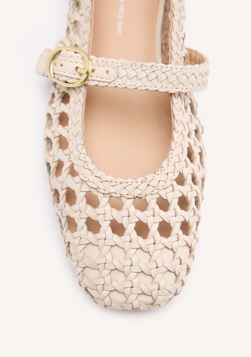 Ballerines classiques Ball&mocc - Ballet Mary-jane Cuir Tressé - Off-white femme blanc Gioseppo Ballerines classiques Ball&mocc - Ballet Mary-jane Cuir Tressé - Off-white femme blanc Blanc