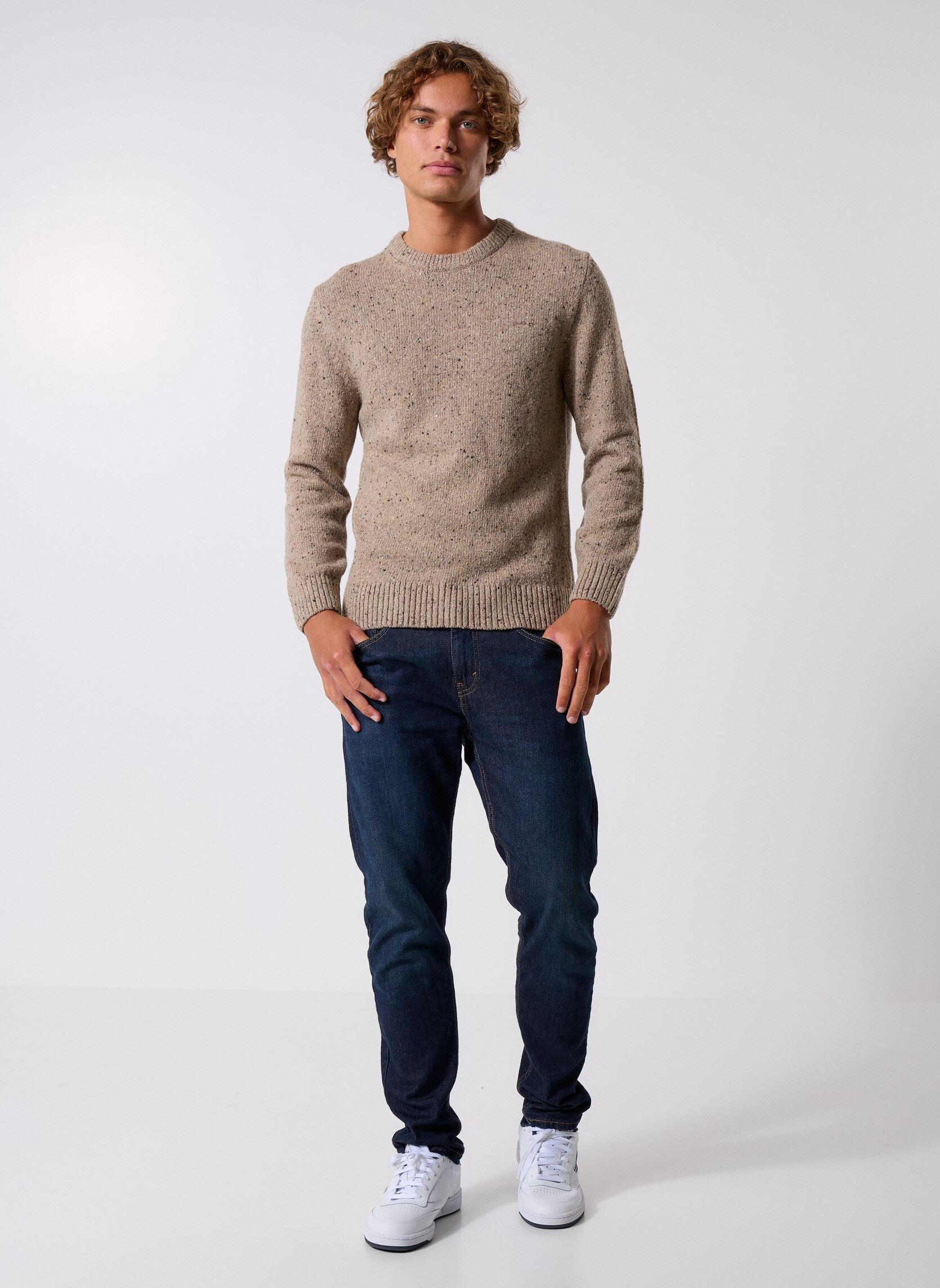 Truien Wool Blend Neps C-Neck heren beige GANT Truien Wool Blend Neps C-Neck heren beige DK. SAND MELANGE