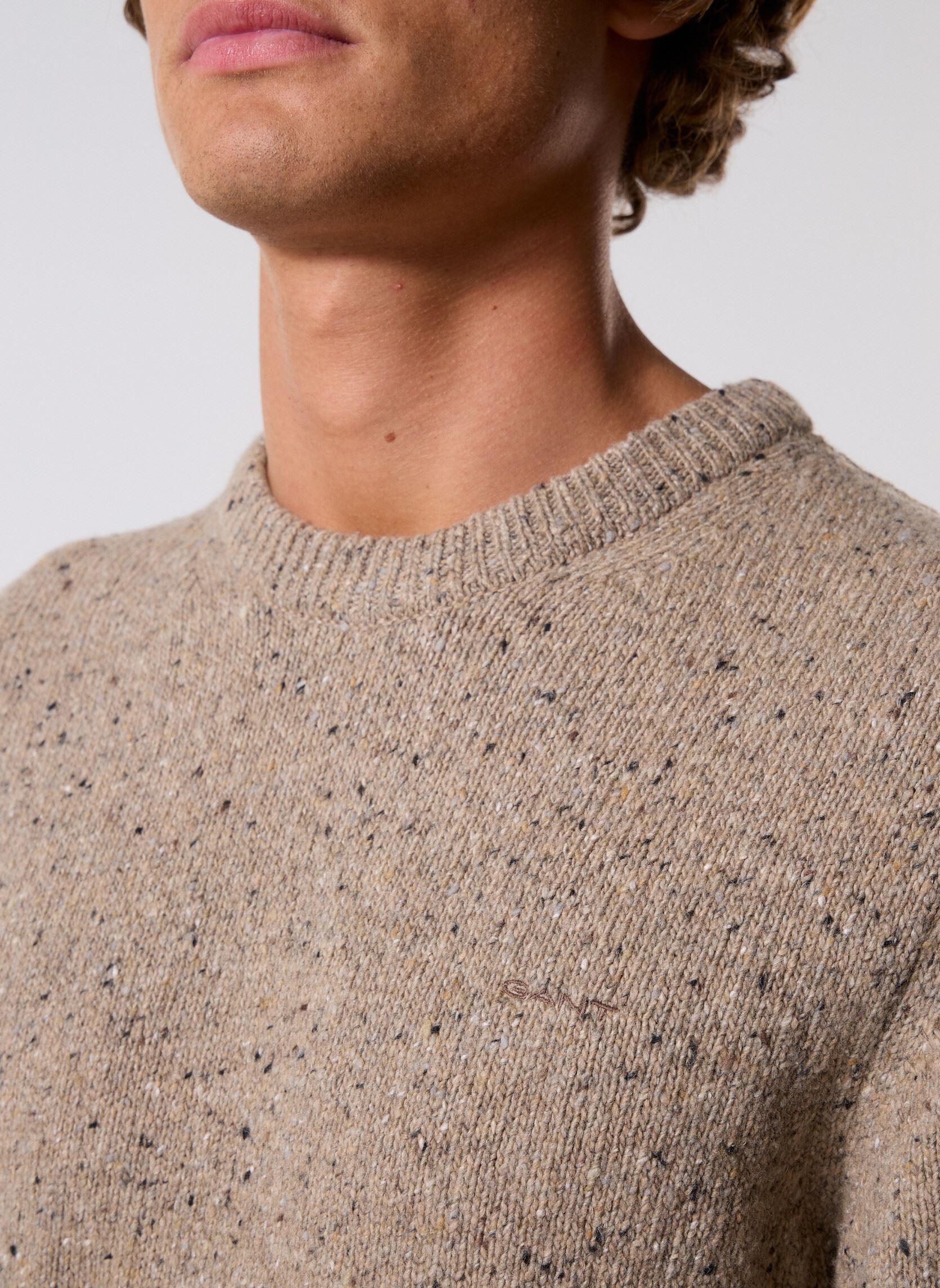 Truien Wool Blend Neps C-Neck heren beige GANT Truien Wool Blend Neps C-Neck heren beige DK. SAND MELANGE