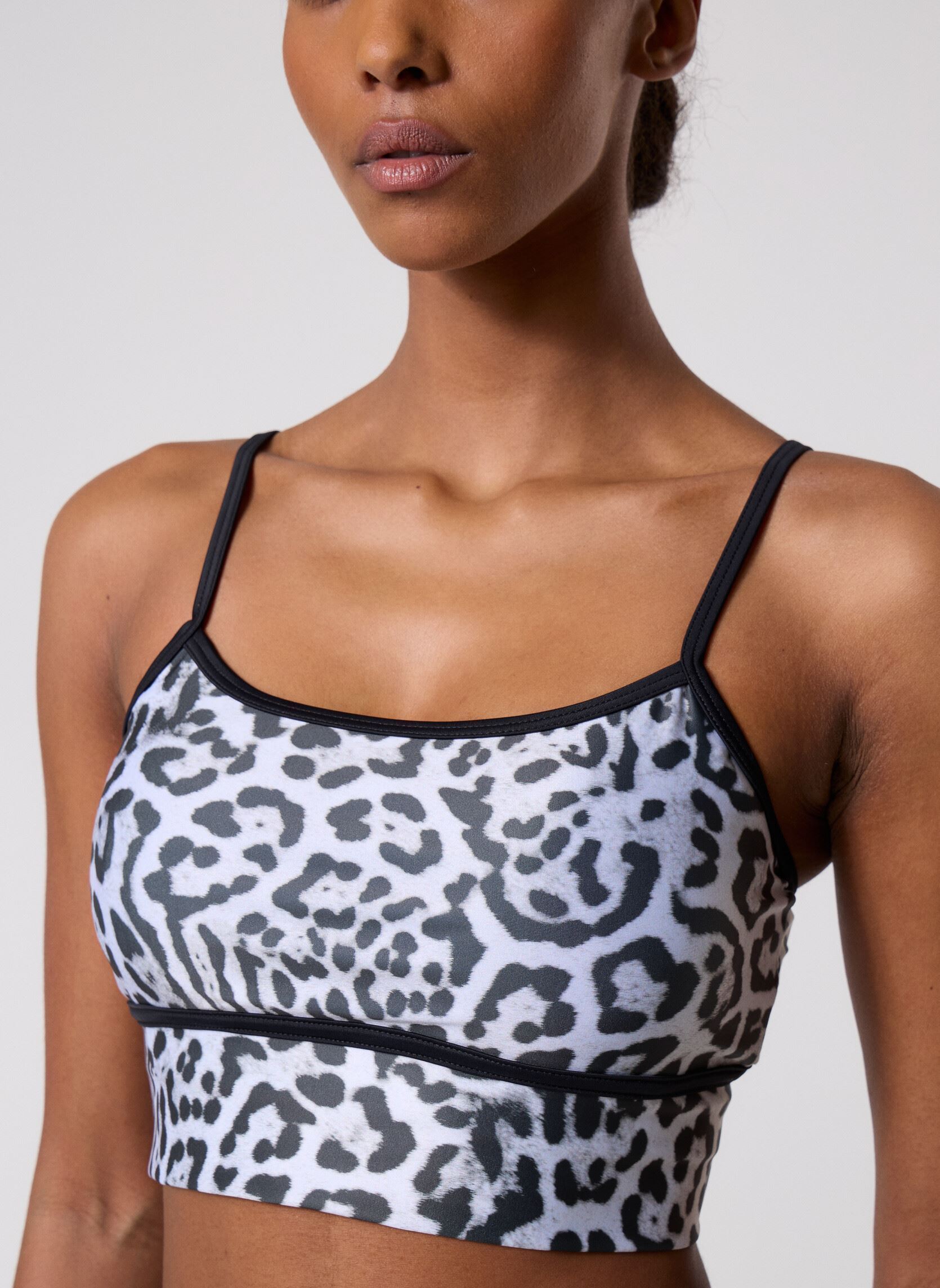 Sportbeha's Leonie dames meerkleurig Luz Collections Sportbeha's Leonie dames meerkleurig Panthera Blanc Et Noir