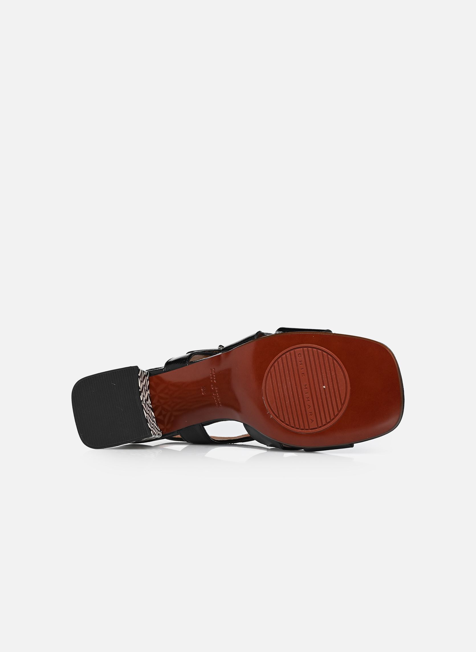 Sandalen LINAZA dames zwart Chie Mihara Sandalen LINAZA dames zwart Sucre negro Britain negro