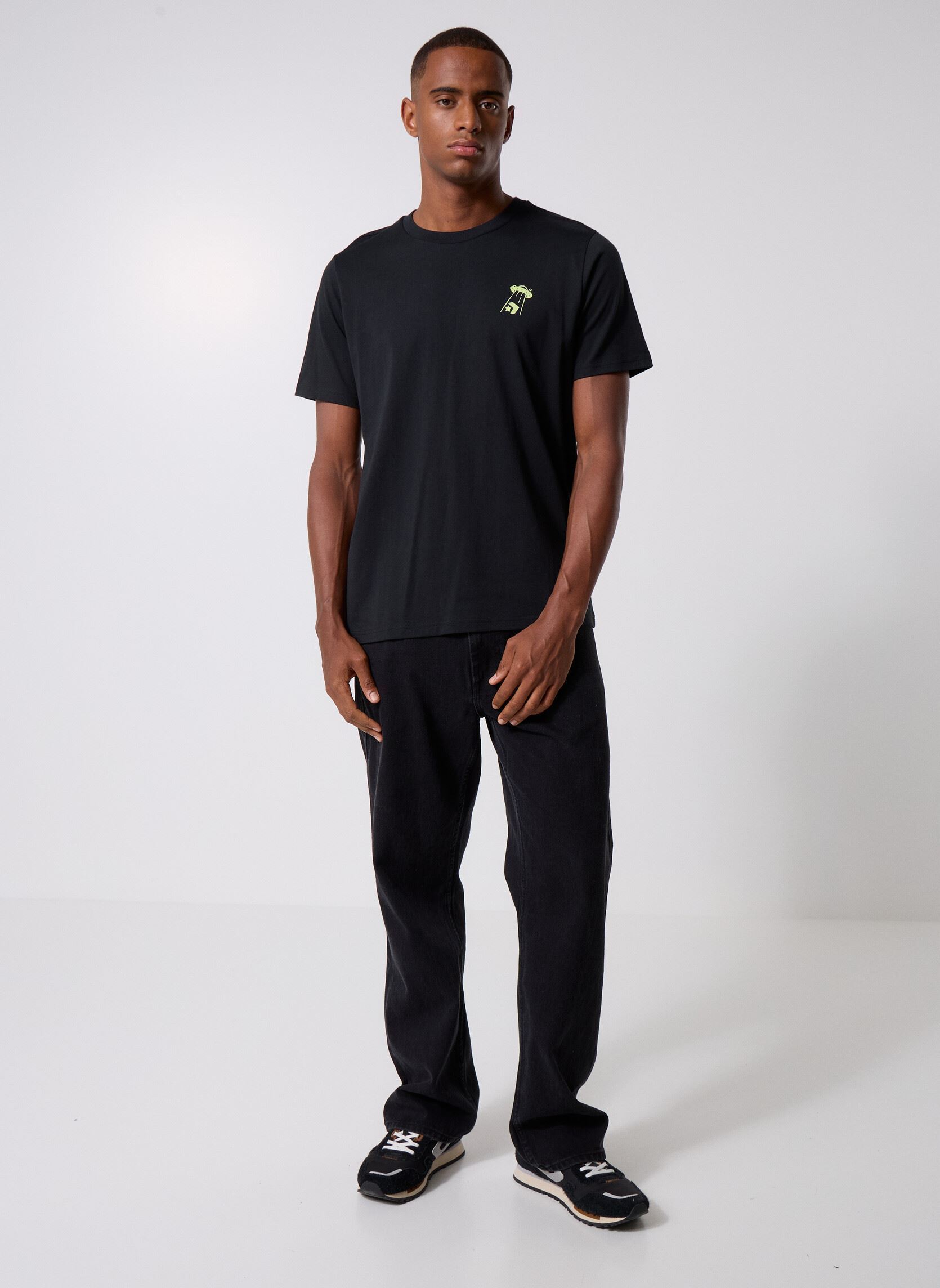 Kurzarm-T-Shirts Ootw Tee herren schwarz Converse Kurzarm-T-Shirts Ootw Tee herren schwarz Black Black