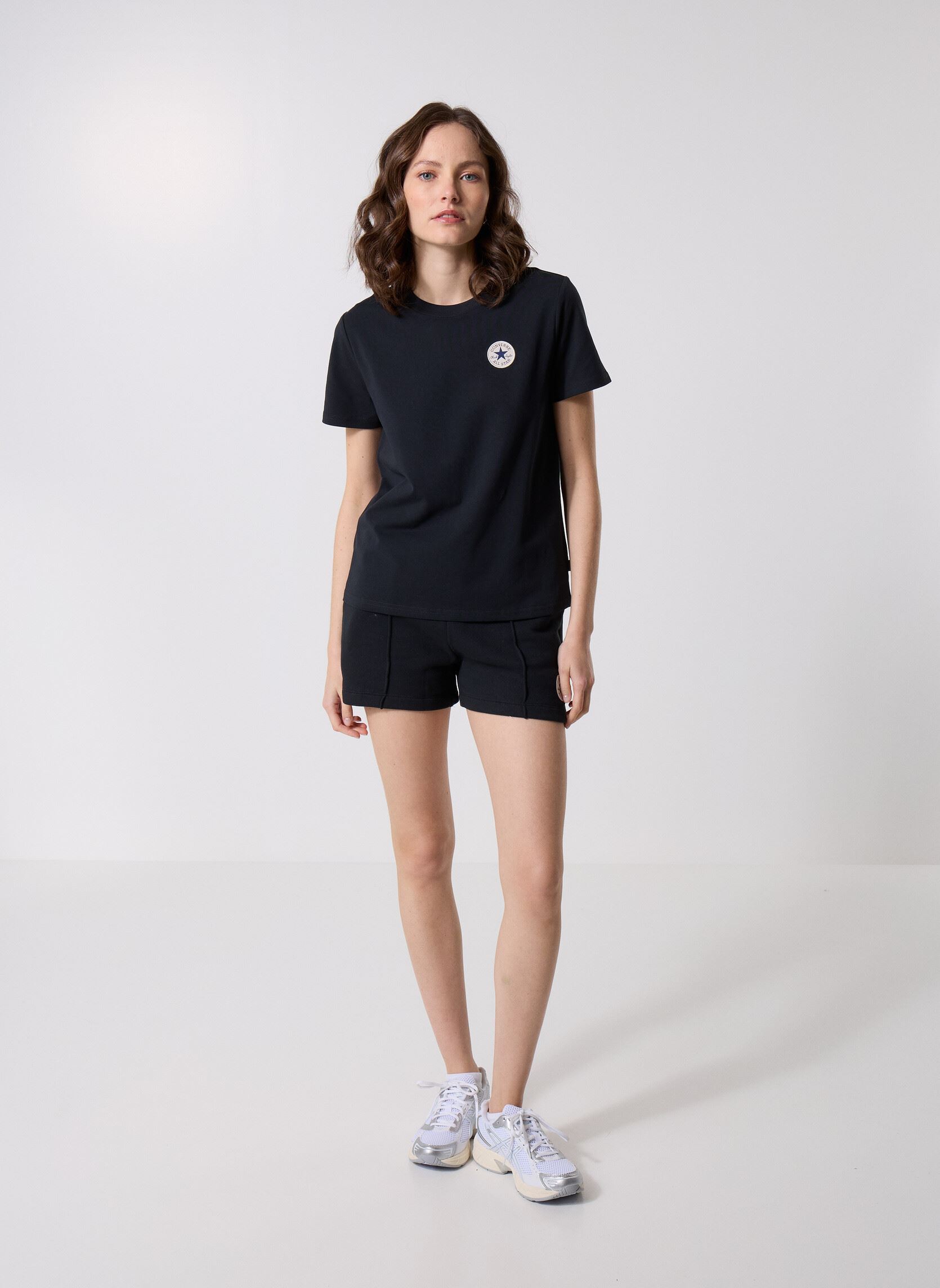 Tee-shirts manches courtes Core Chuck Patch Tee femme noir Converse Tee-shirts manches courtes Core Chuck Patch Tee femme noir Black Black