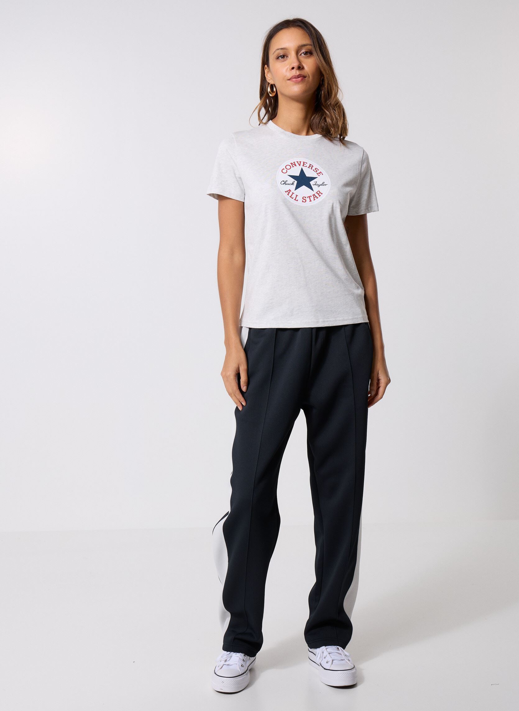 Tee-shirts manches courtes Chuck Patch Tee femme gris Converse Tee-shirts manches courtes Chuck Patch Tee femme gris Lt Grey Heather Grey