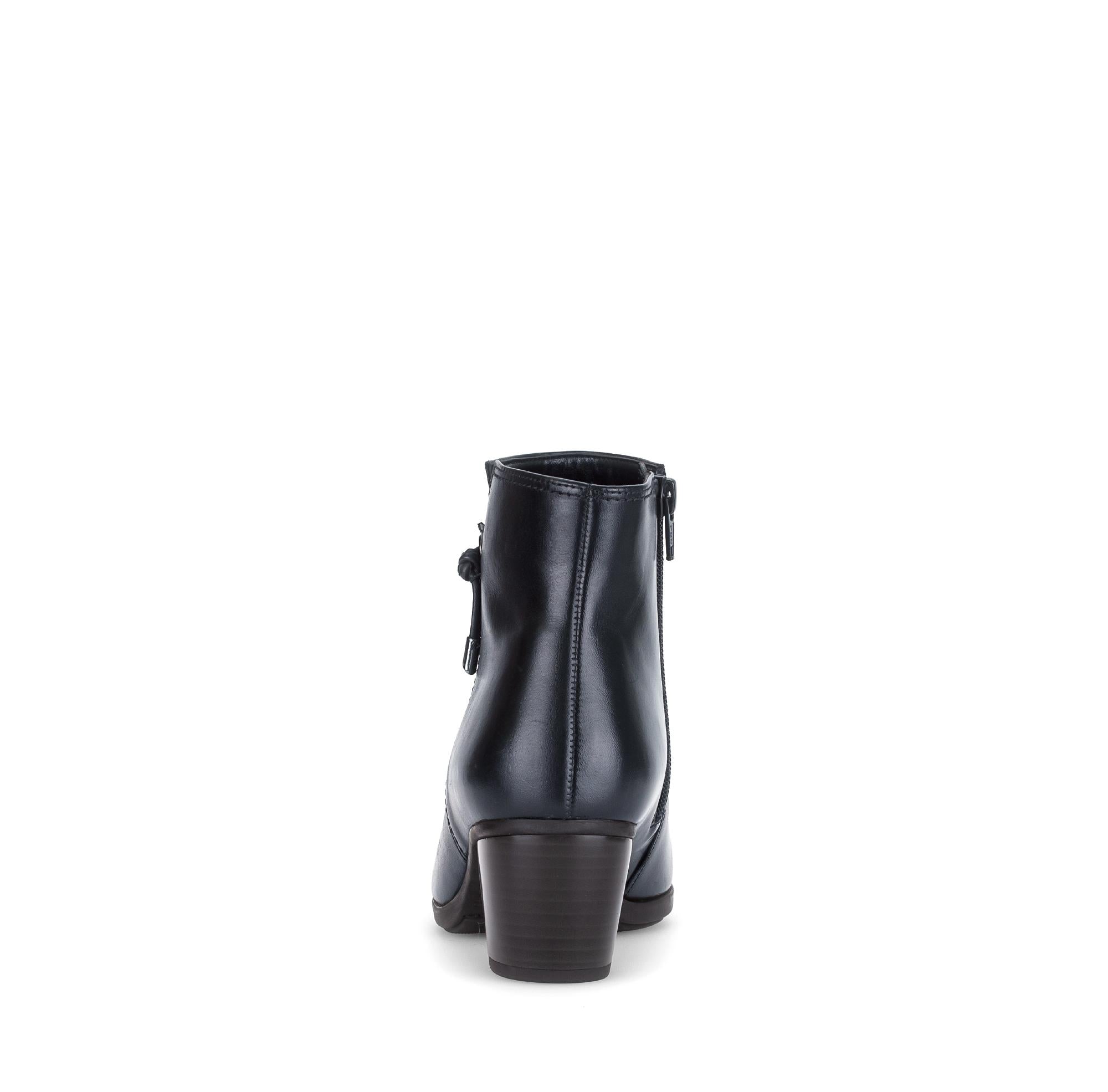 Bottines basses 75.522 femme bleu Gabor Bottines basses 75.522 femme bleu Bleu