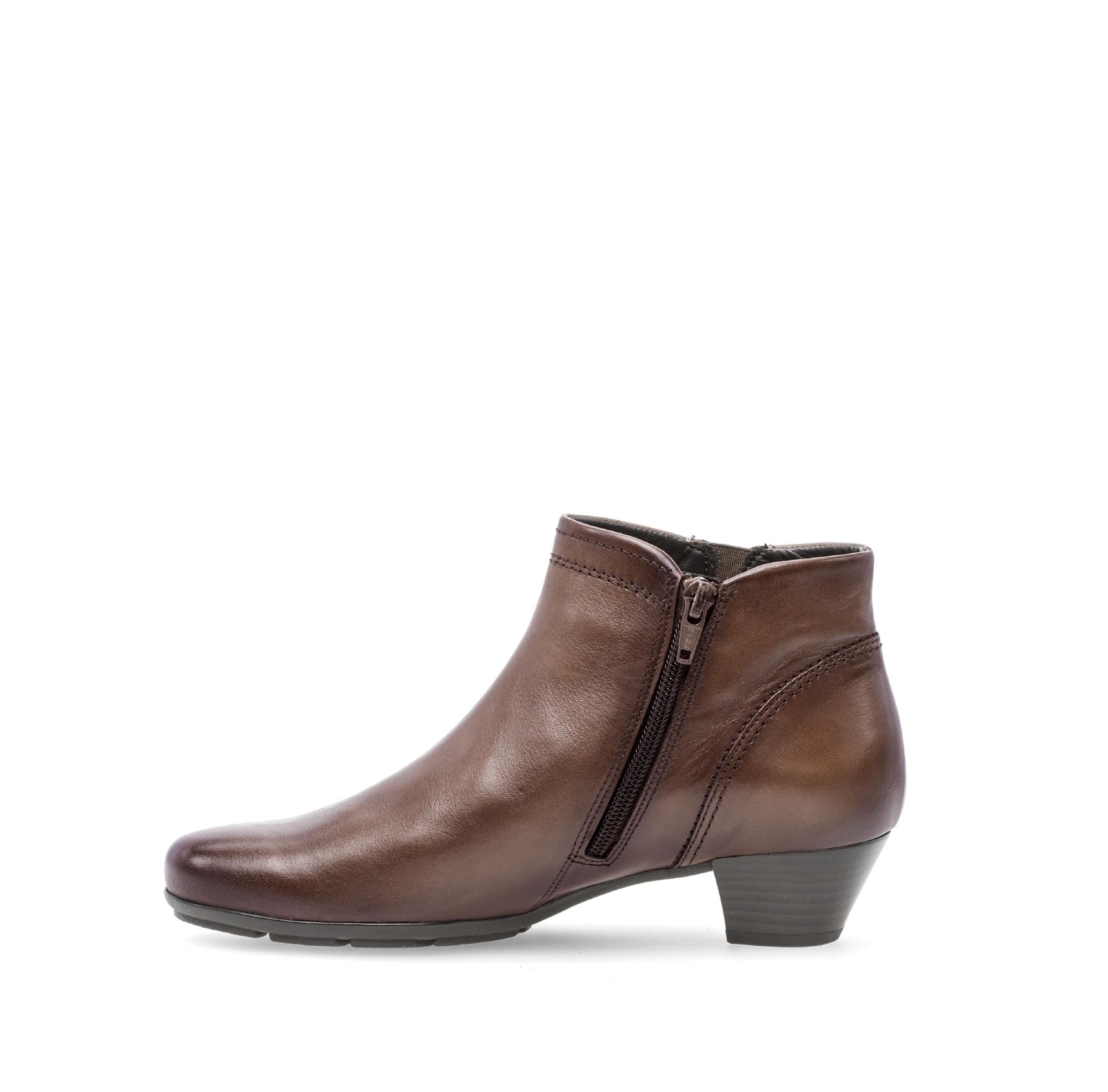 Bottines basses 75.638 femme marron Gabor Bottines basses 75.638 femme marron Marron