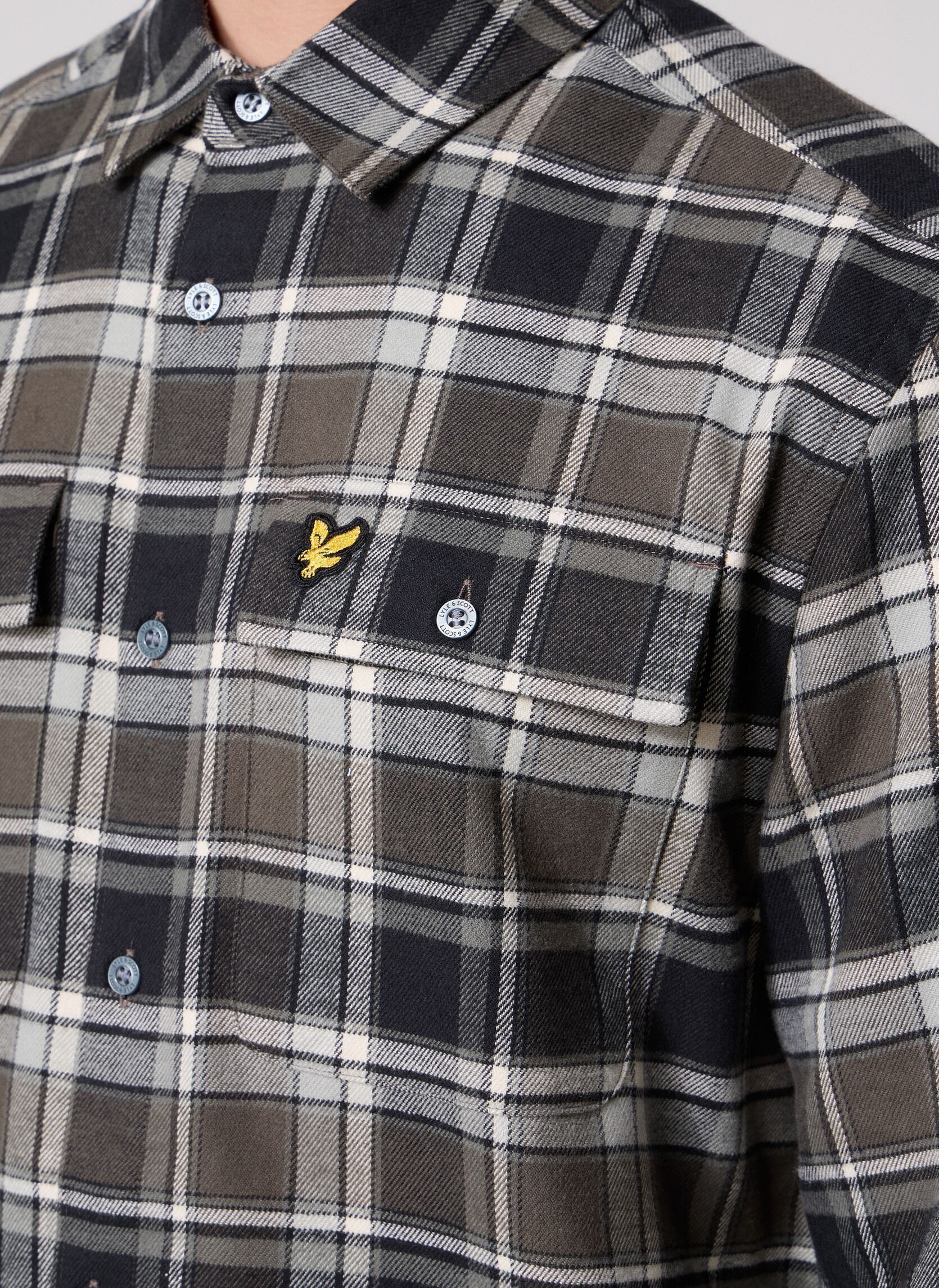 Chemises Brushed Cotton Check Shirt homme multicolore Lyle & Scott Chemises Brushed Cotton Check Shirt homme multicolore JET BLACK/ LIMESTONE