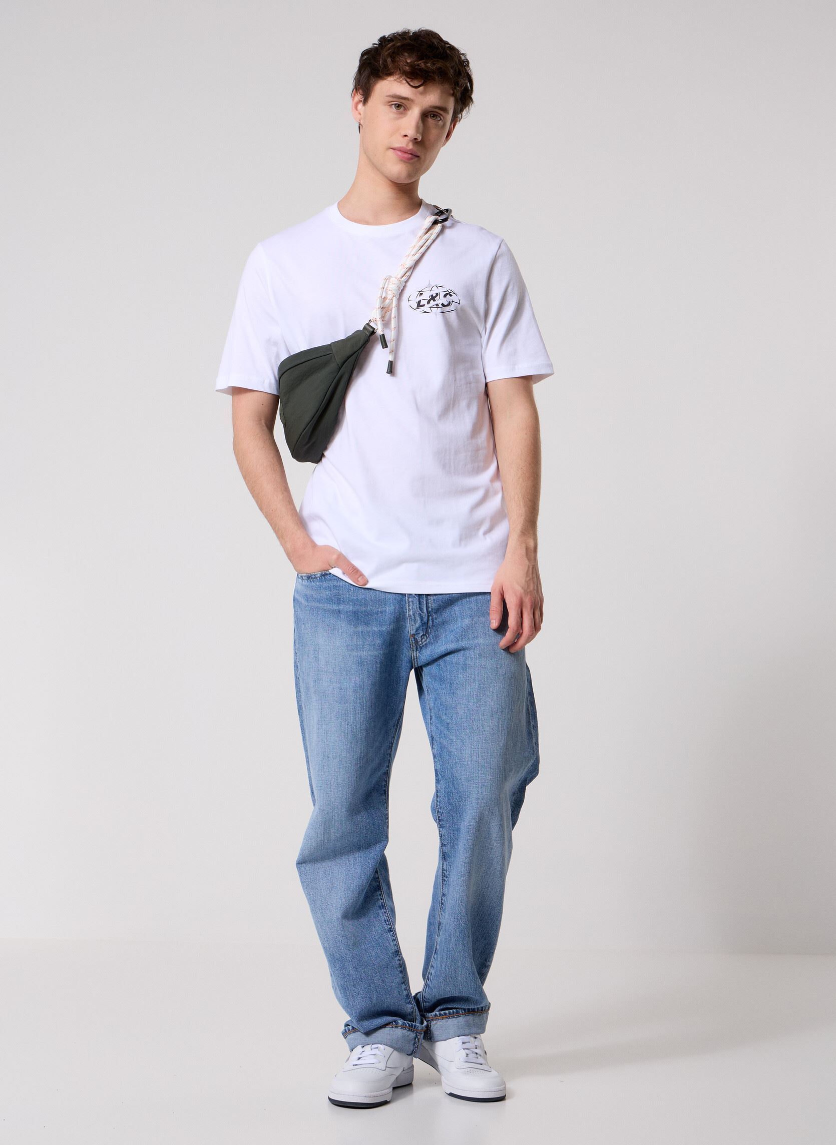 Tee-shirts manches courtes Chrome Graphic T-Shirt homme blanc Lyle & Scott Tee-shirts manches courtes Chrome Graphic T-Shirt homme blanc WHITE
