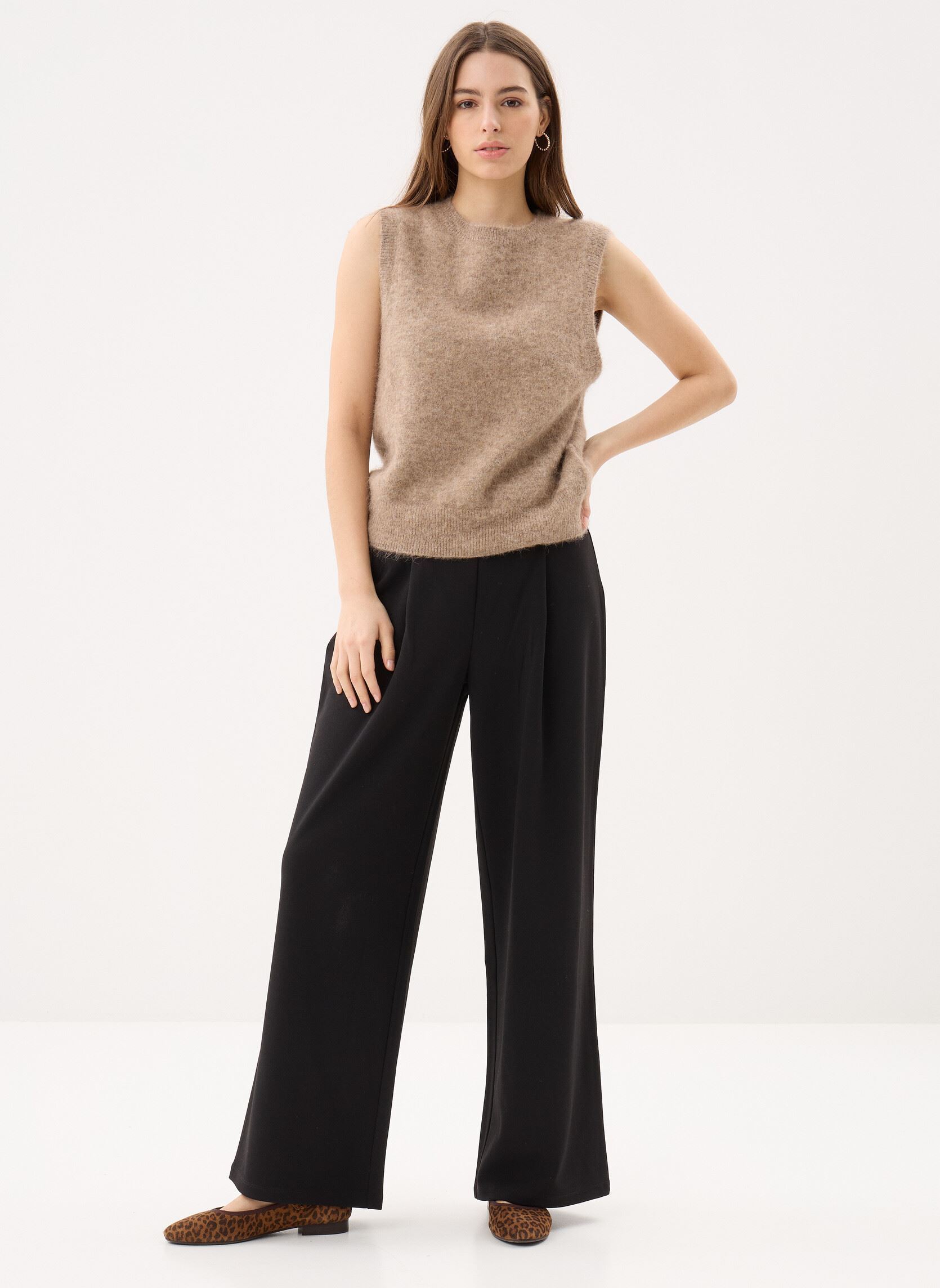 Pantalons larges PANTALON - PINCES femme noir MADE BY Pantalons larges PANTALON - PINCES femme noir JET BLACK