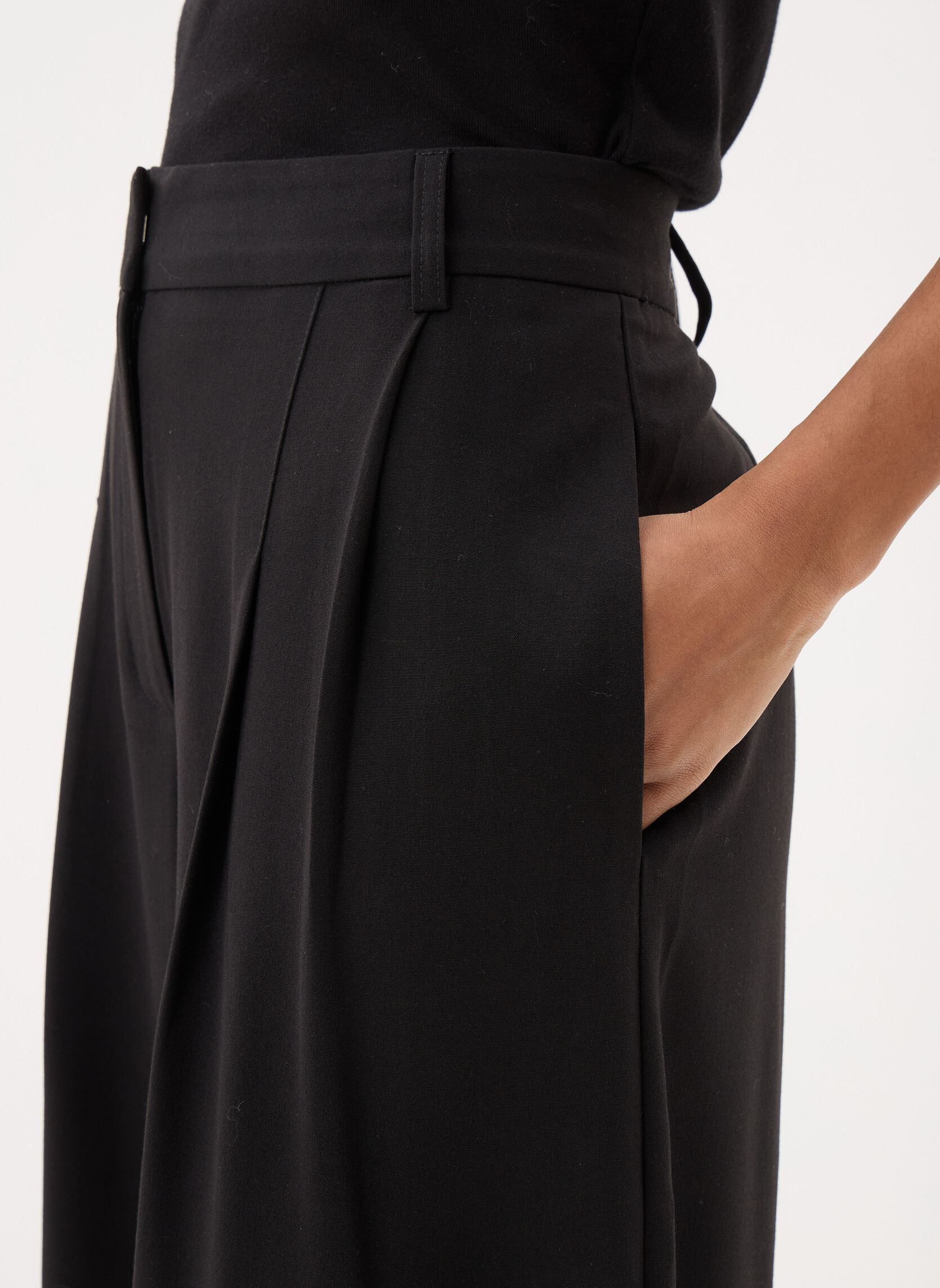 Pantalons larges PANTA-BARREL-CITY femme noir Georgia Rose Pantalons larges PANTA-BARREL-CITY femme noir JET BLACK