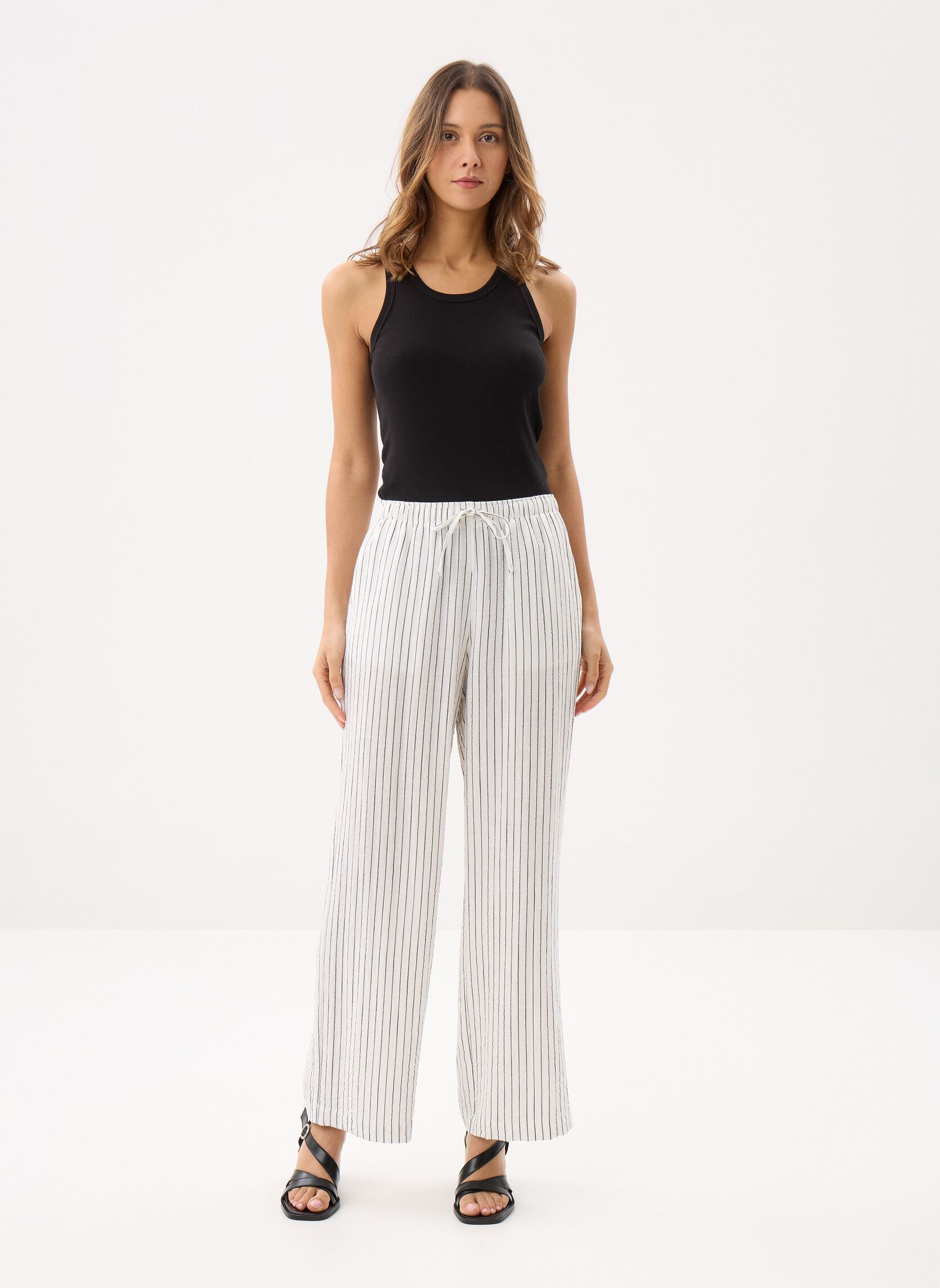 Wijde broeken PANTALON - FLUIDE - RAYE dames wit MADE BY Wijde broeken PANTALON - FLUIDE - RAYE dames wit RAY-PANLI-W