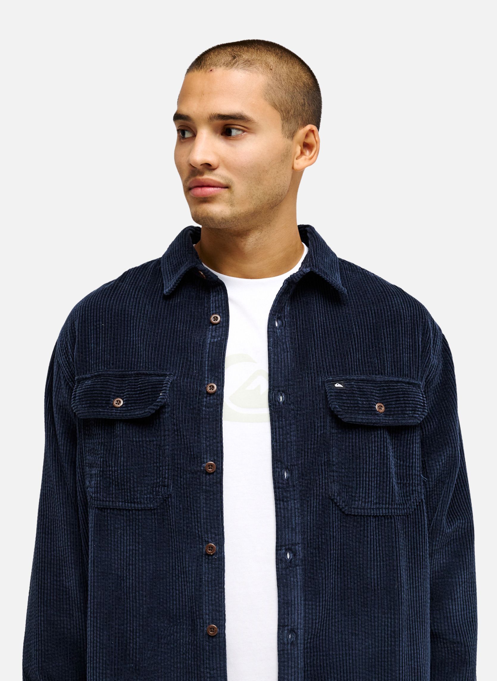 Chemises Chemise en velours côtelé VENTURE CORD homme bleu Quiksilver Chemises Chemise en velours côtelé VENTURE CORD homme bleu Bleu foncé