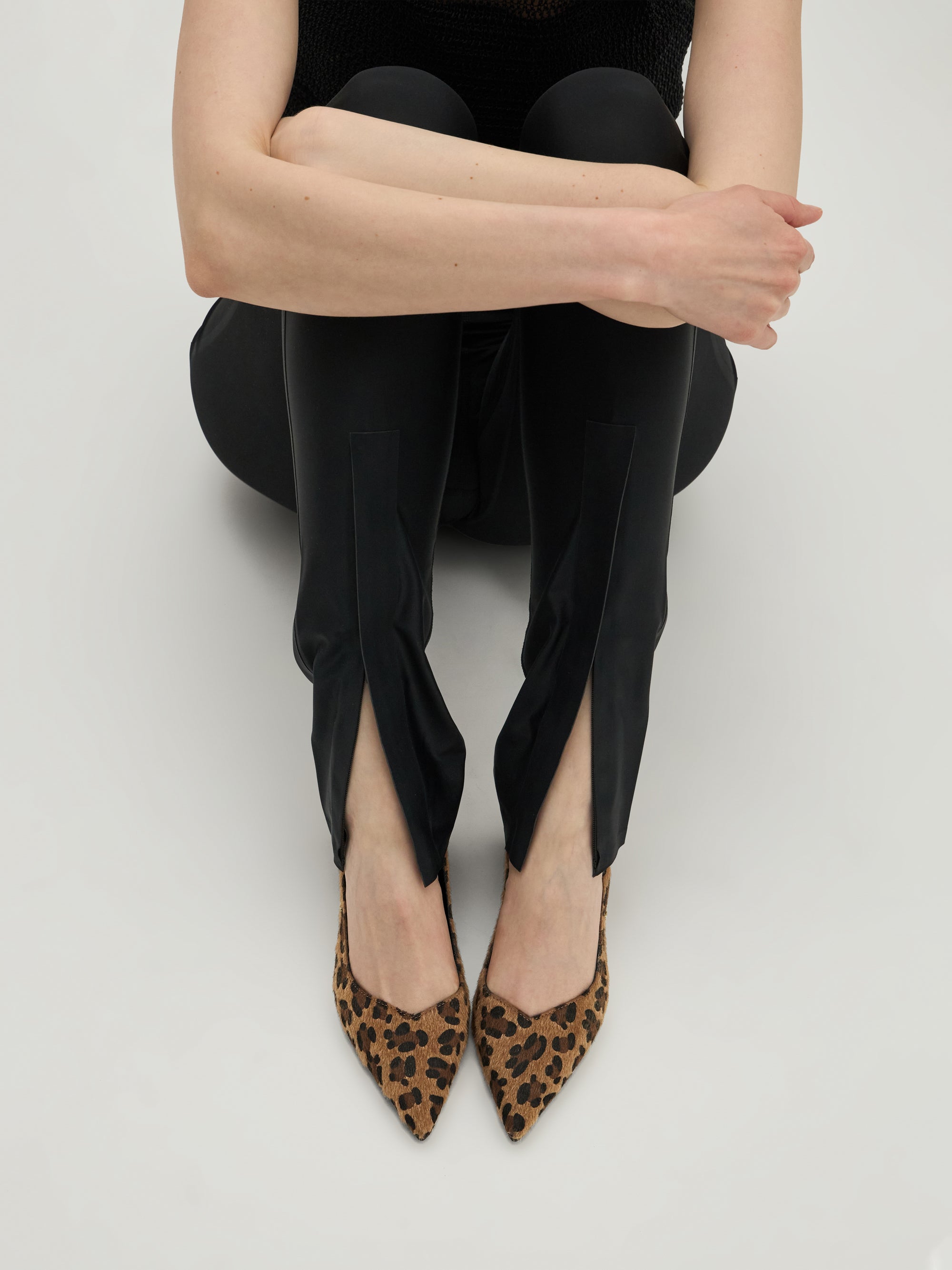 Escarpins Isola Benne En Cuir Serpent Rouge - Talons Aiguilles - Taille 7.5 M