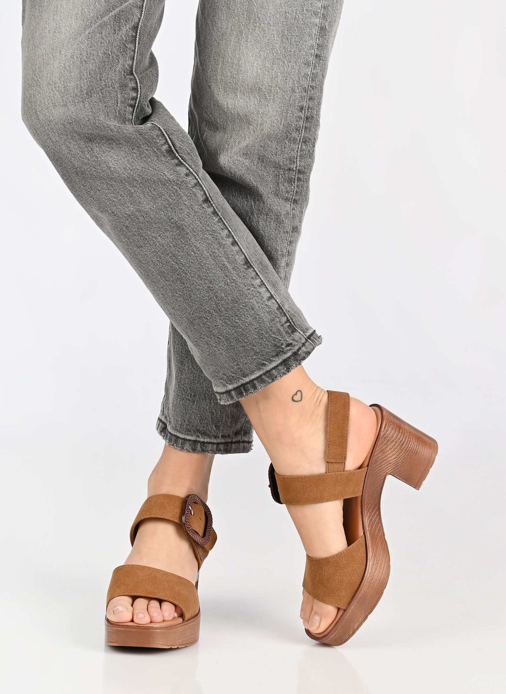 Sandales Sandales DIBLOC femme marron MADE BY Sandales Sandales DIBLOC femme marron CAMEL