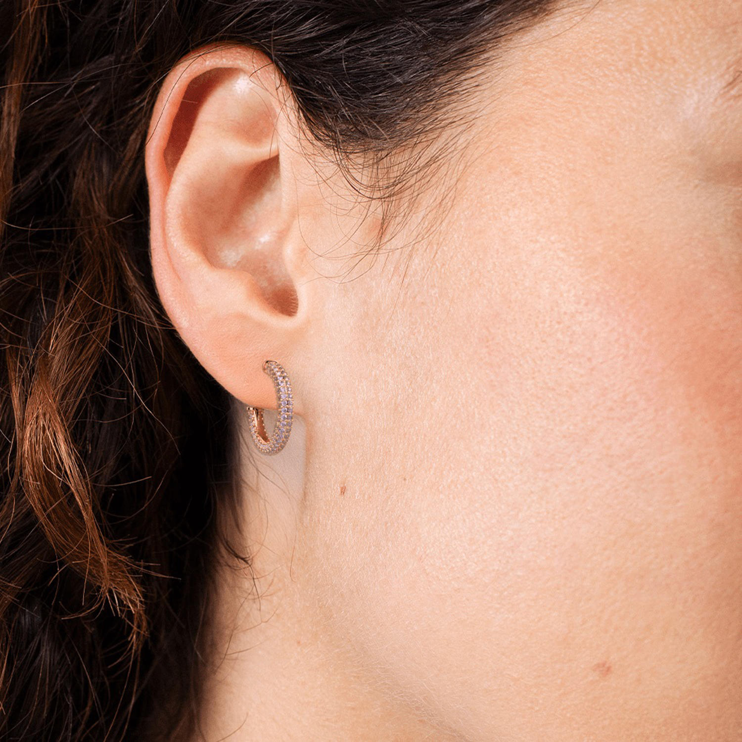 Boucles D'oreilles Créoles Ovales Fleur Rose - Acier Doré, Clip, Neuf Avec étiquette