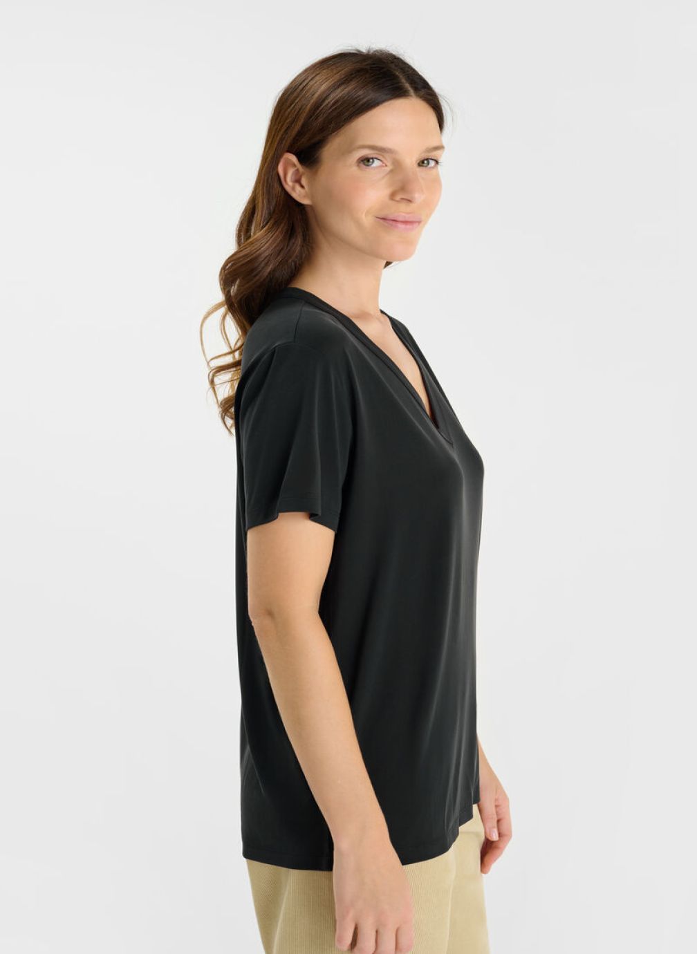 Tee-shirts Tee-Shirt VAIA Black femme noir Le temps des cerises Tee-shirts Tee-Shirt VAIA Black femme noir Noir