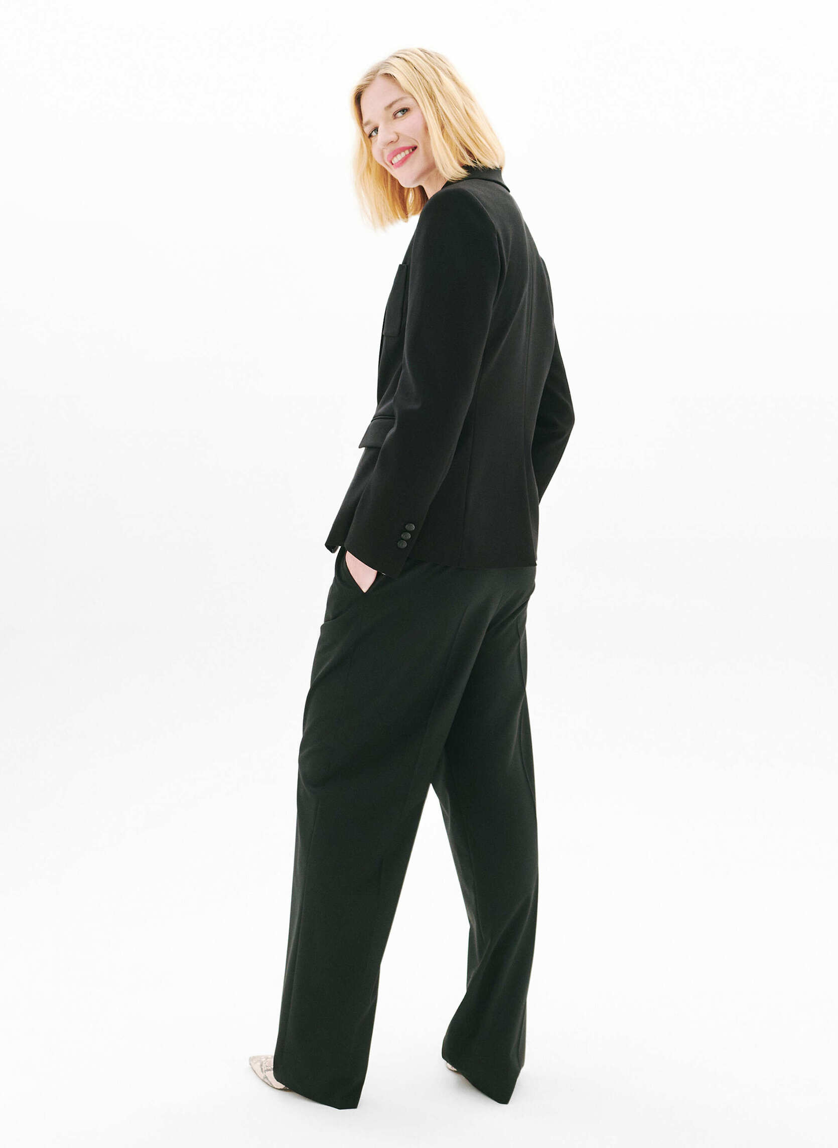 Vestes de costume 252V-VAUROREMIL femme noir Caroll Vestes de costume 252V-VAUROREMIL femme noir Noir