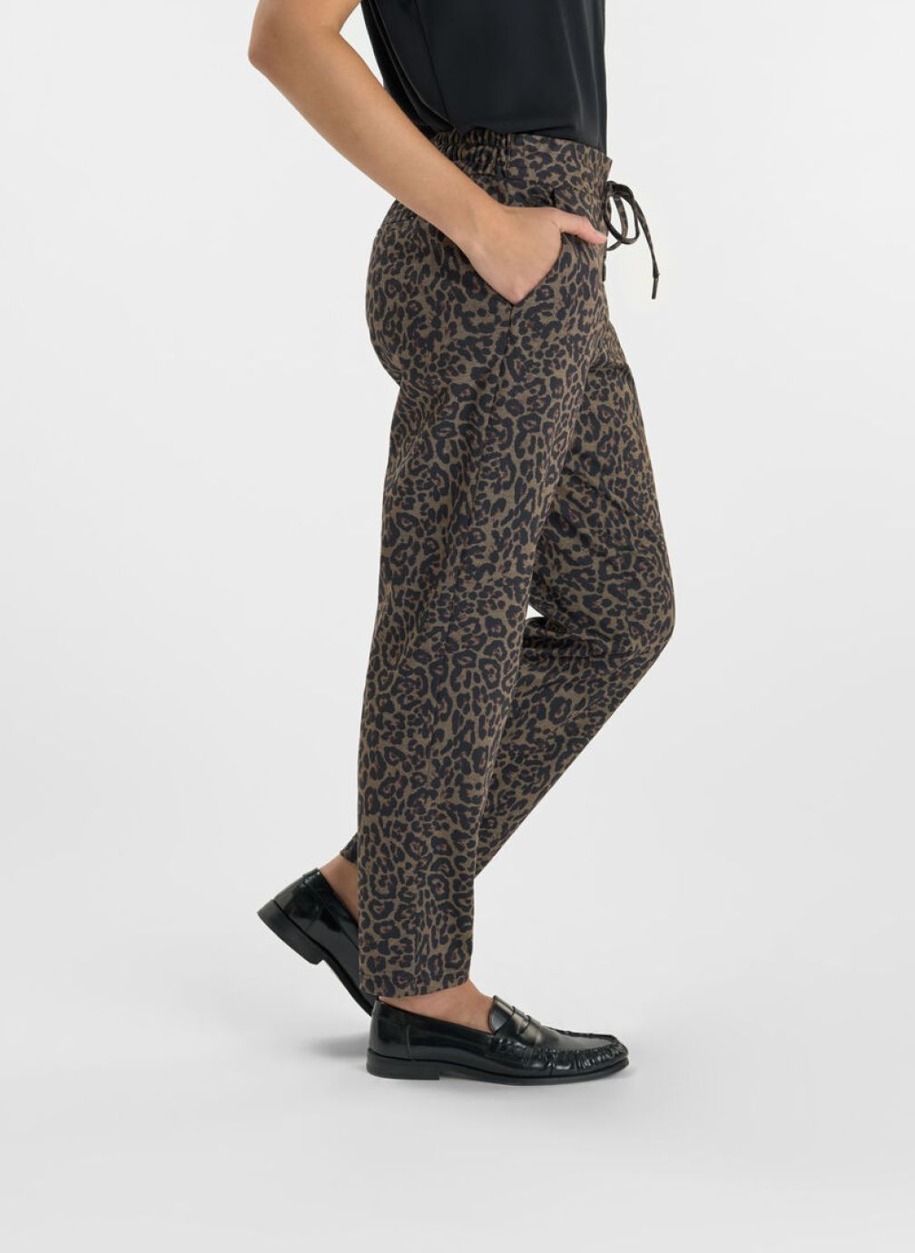 Pantalons droit Pantalon droite LEOPA Brown femme marron Le temps des cerises Pantalons droit Pantalon droite LEOPA Brown femme marron Marron