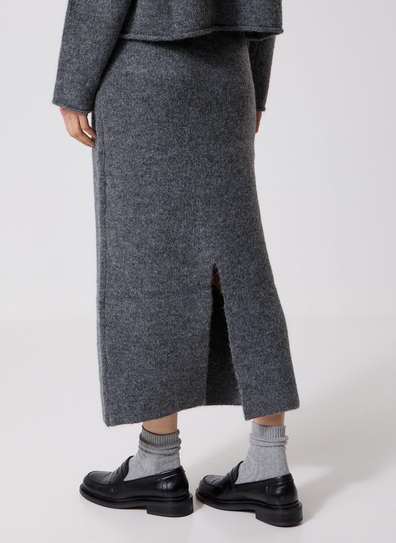 Jupes mi-longues Toundra femme gris Grace & Mila Jupes mi-longues Toundra femme gris Anthracite