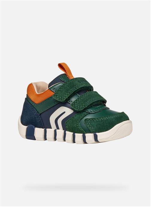 Geox Baskets basses B IUPIDOO BOY garçon vert